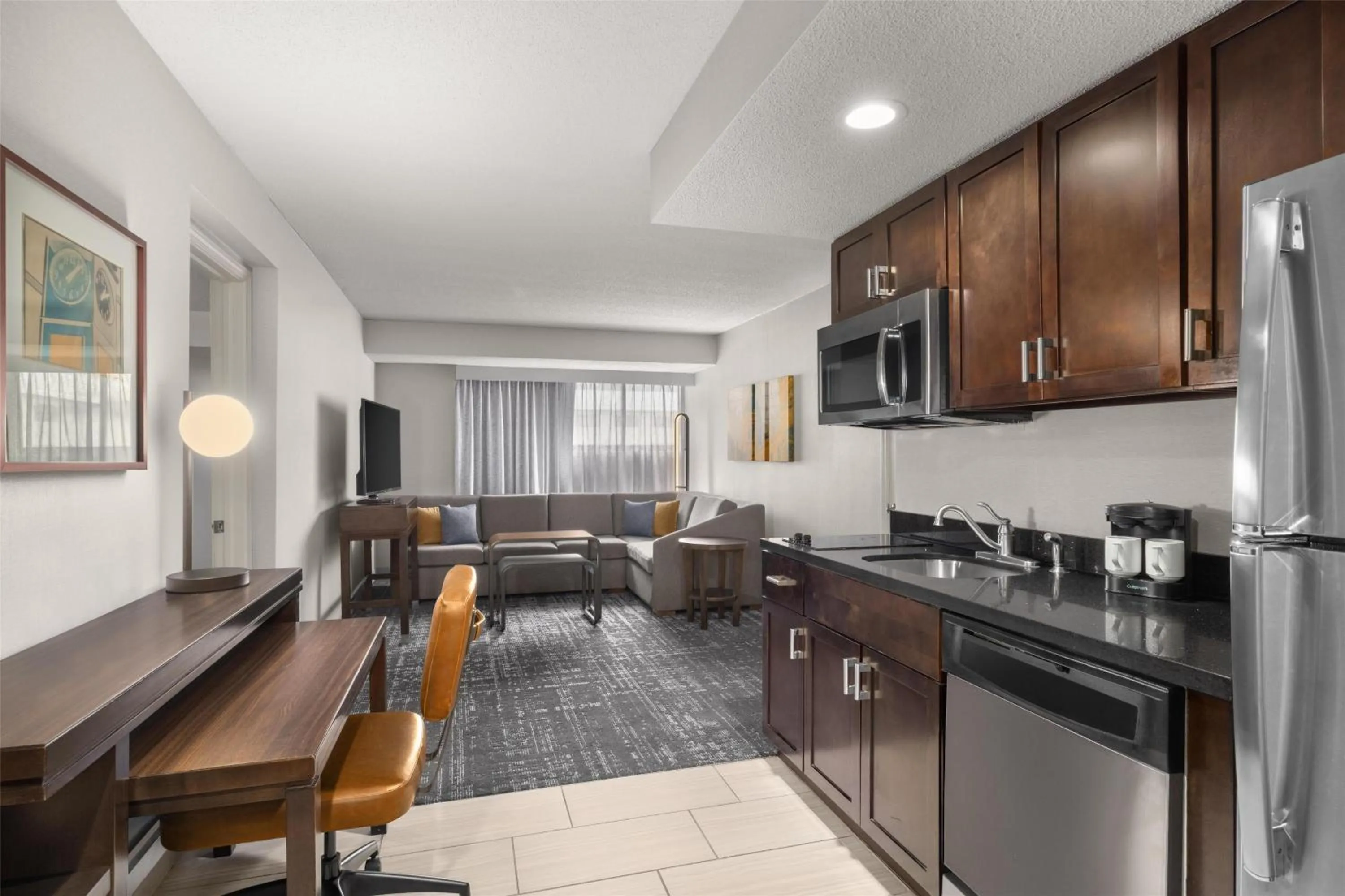 Living room in Homewood Suites by Hilton Indianapolis Carmel