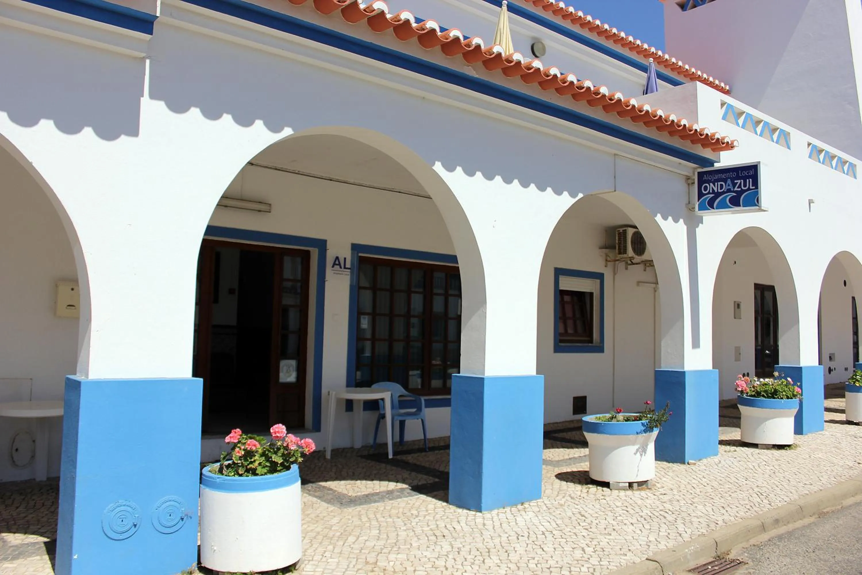 Facade/entrance in Ondazul