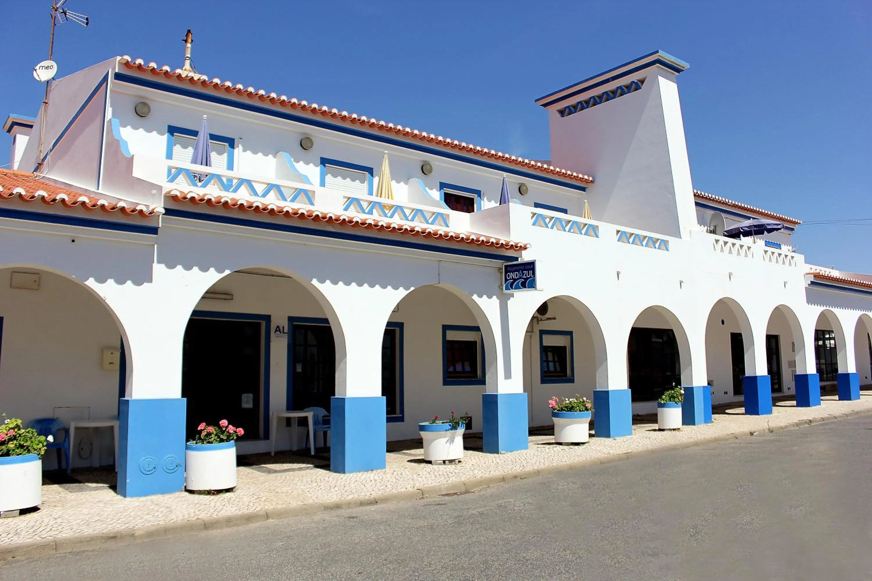 Facade/entrance in Ondazul