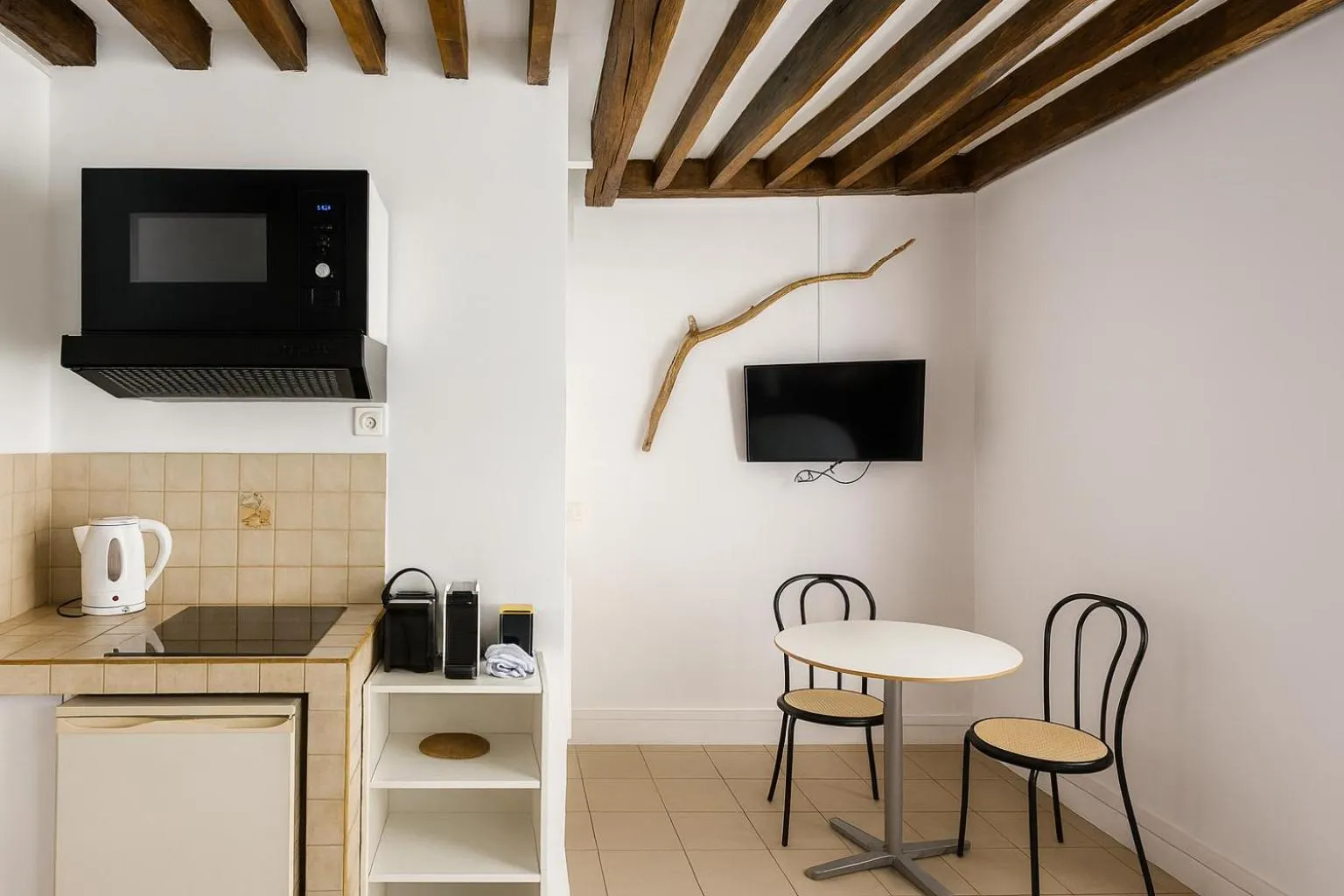 TV and multimedia in Résidence Chlorophylle