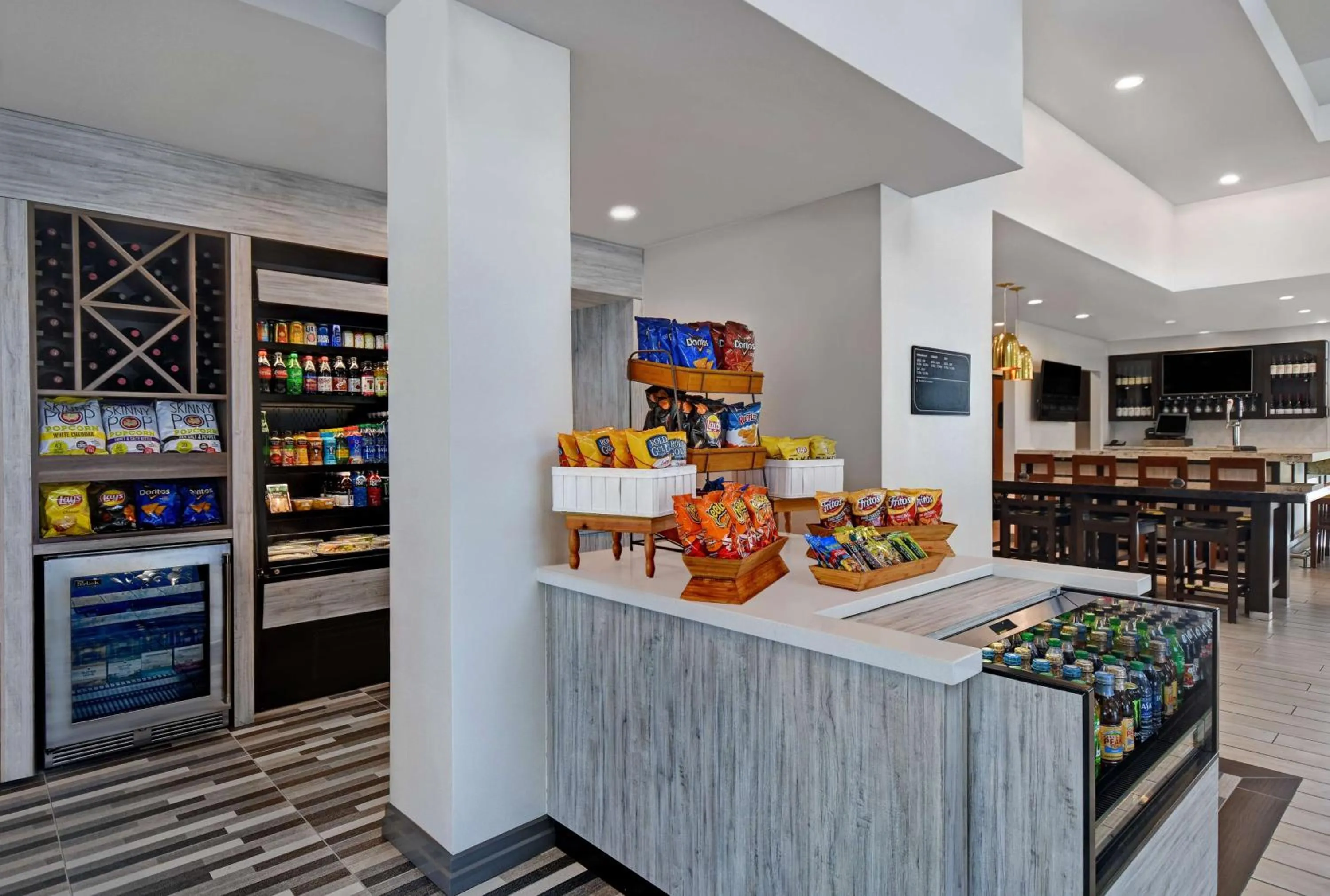 Restaurant/places to eat in Hilton Garden Inn Houston/Galleria Area