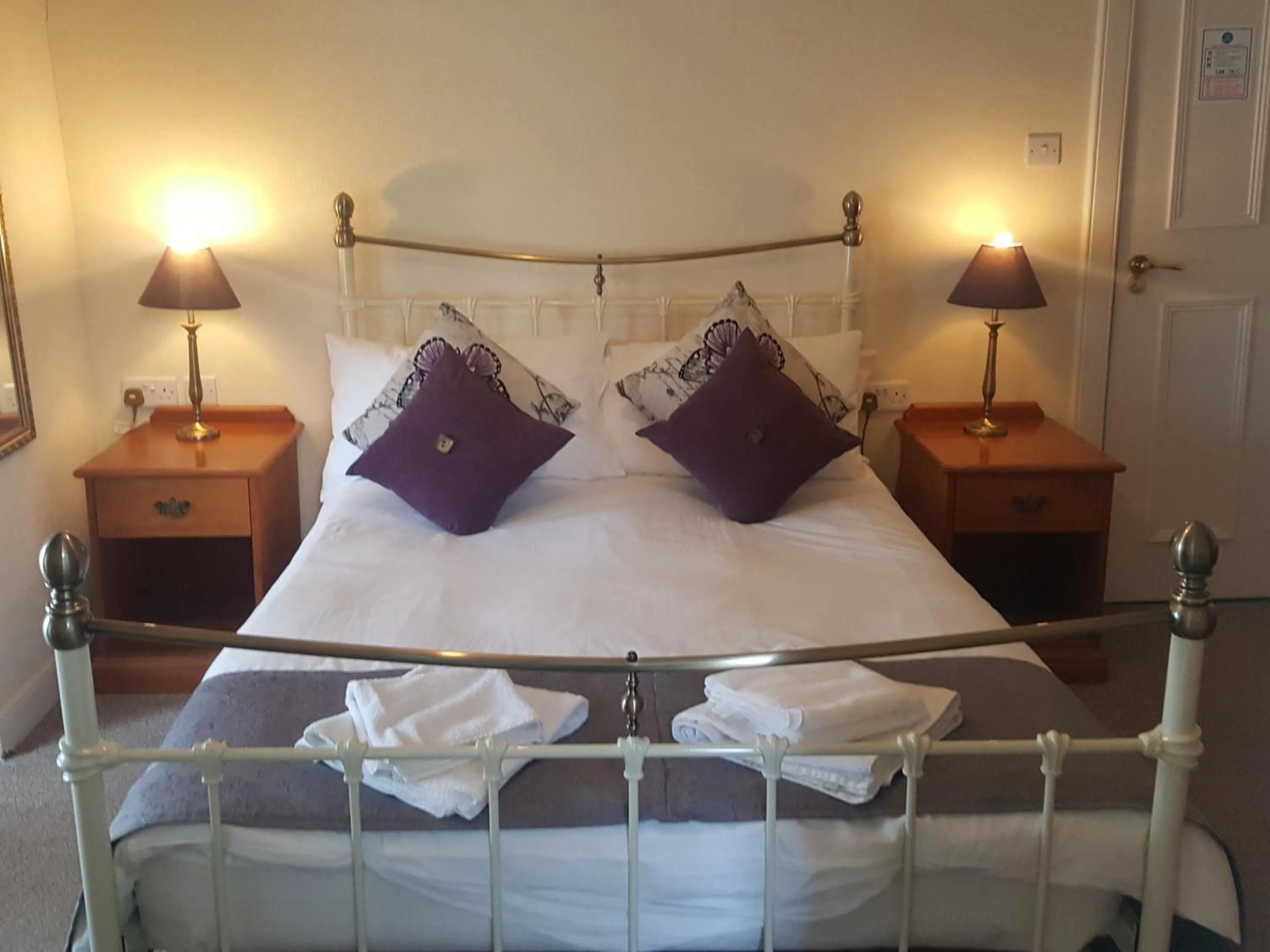 Bed in The Spread Eagle Hotel