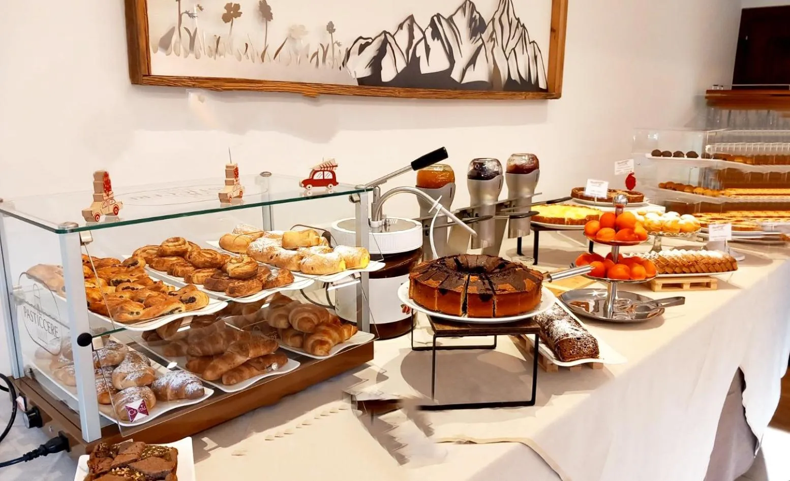 Breakfast in Hotel Kronplatzer Hof