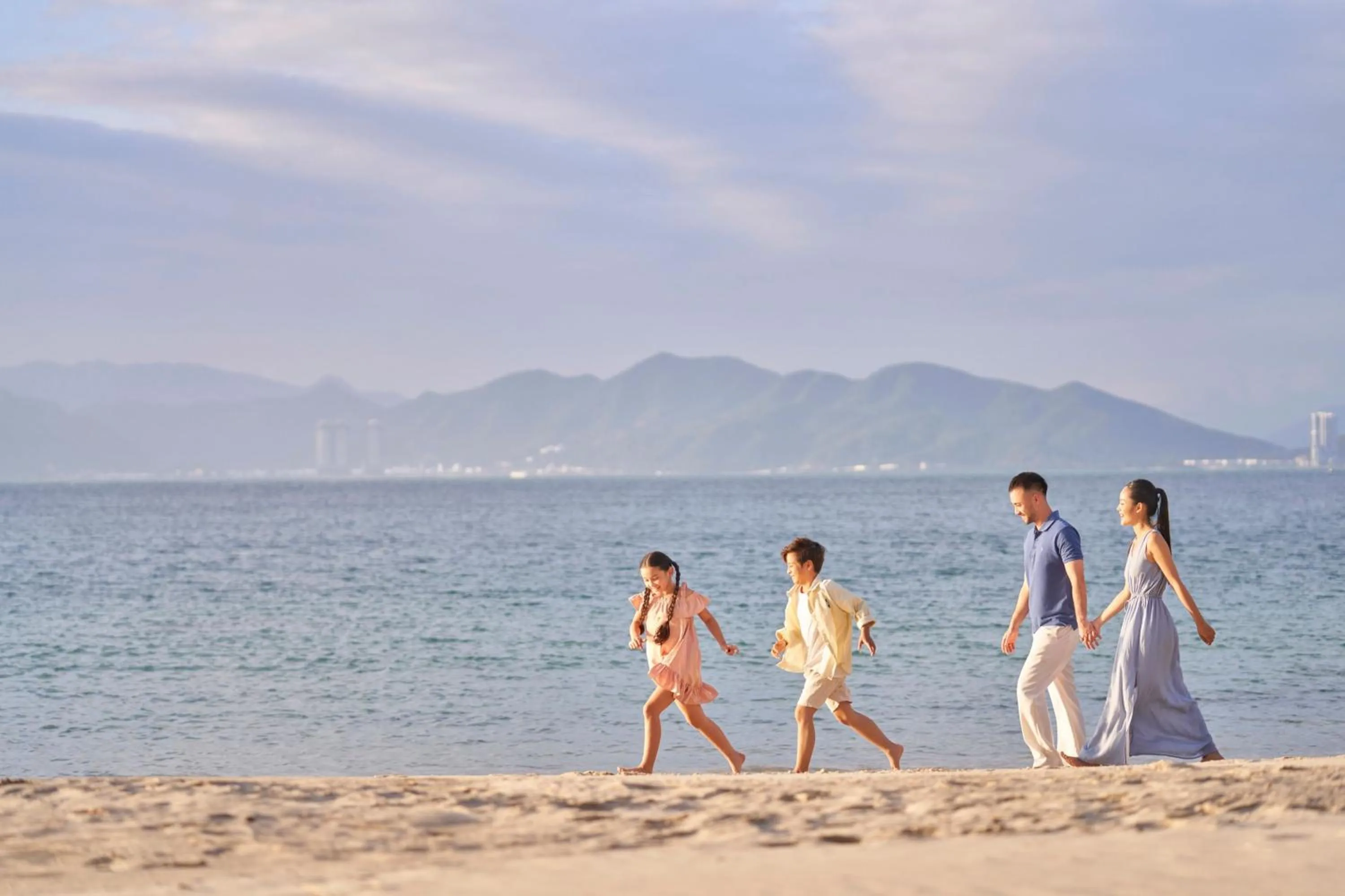 Beach in Nha Trang Marriott Resort & Spa, Hon Tre Island
