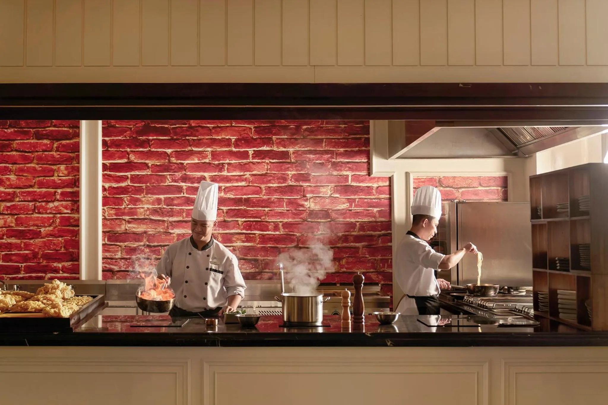 Restaurant/places to eat in Nha Trang Marriott Resort & Spa, Hon Tre Island