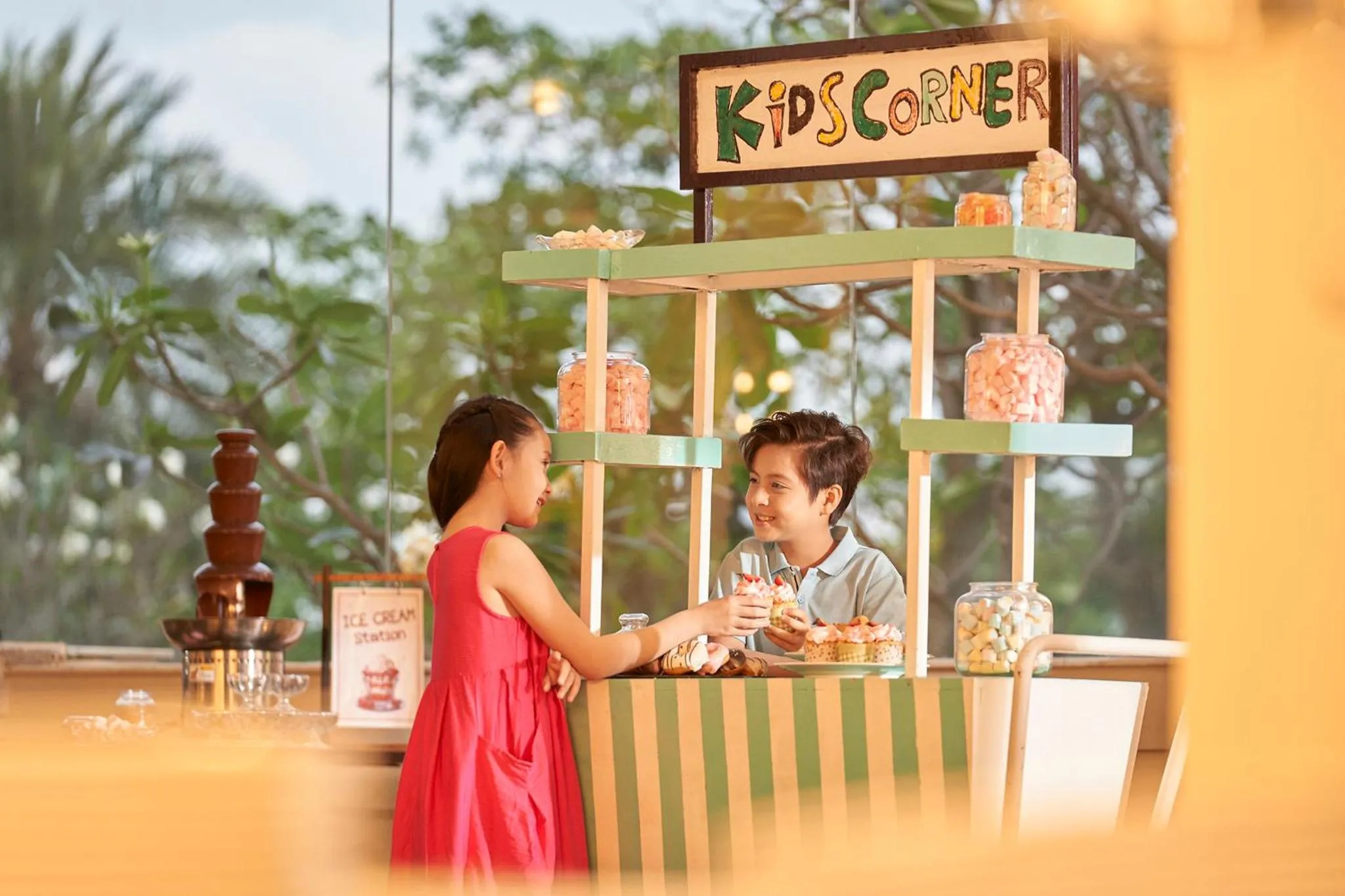 Food and drinks in Nha Trang Marriott Resort & Spa, Hon Tre Island