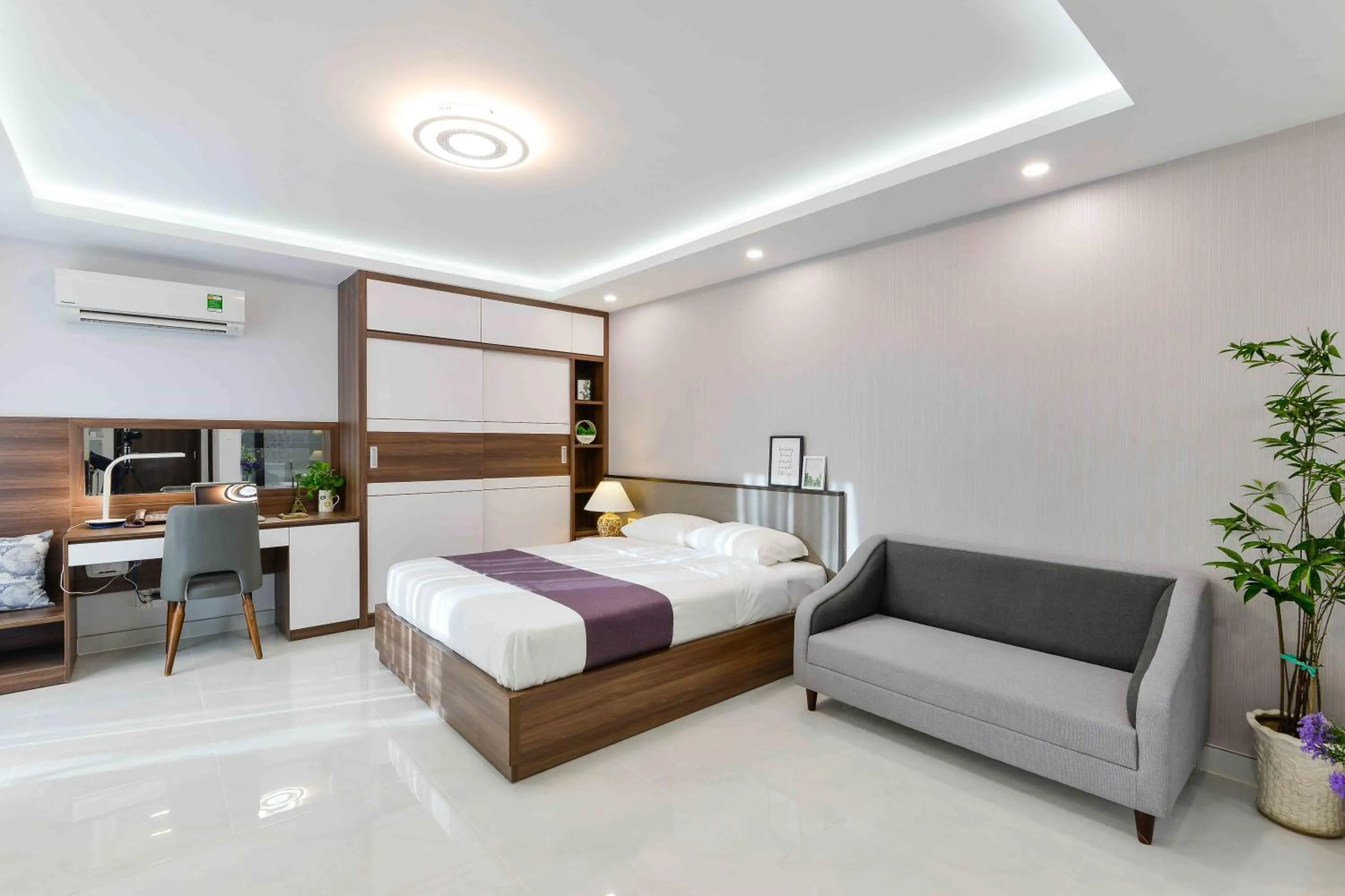 Bed in The Spring House