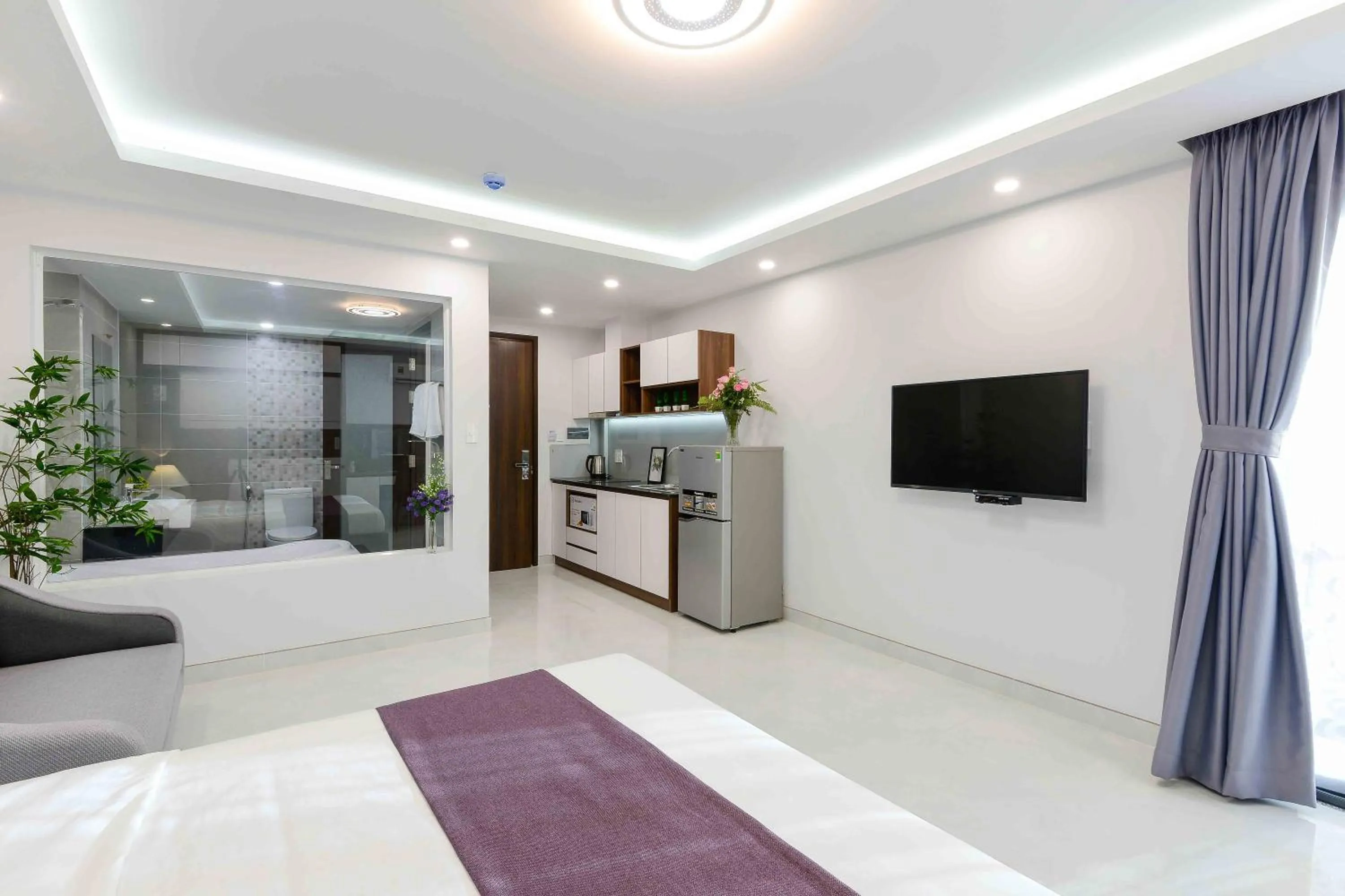 Photo of the whole room, Bed in The Spring House