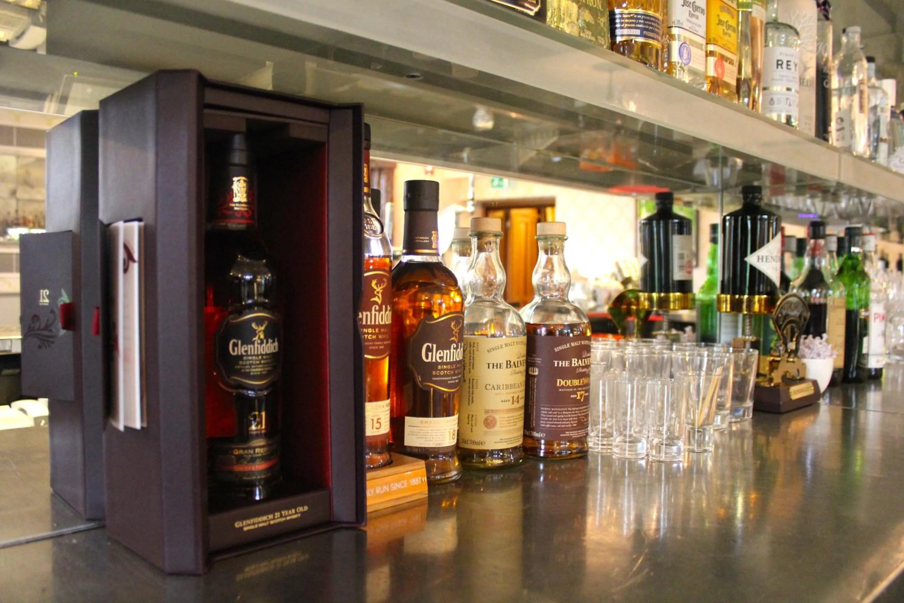 Alcoholic drinks in The Wood Norton