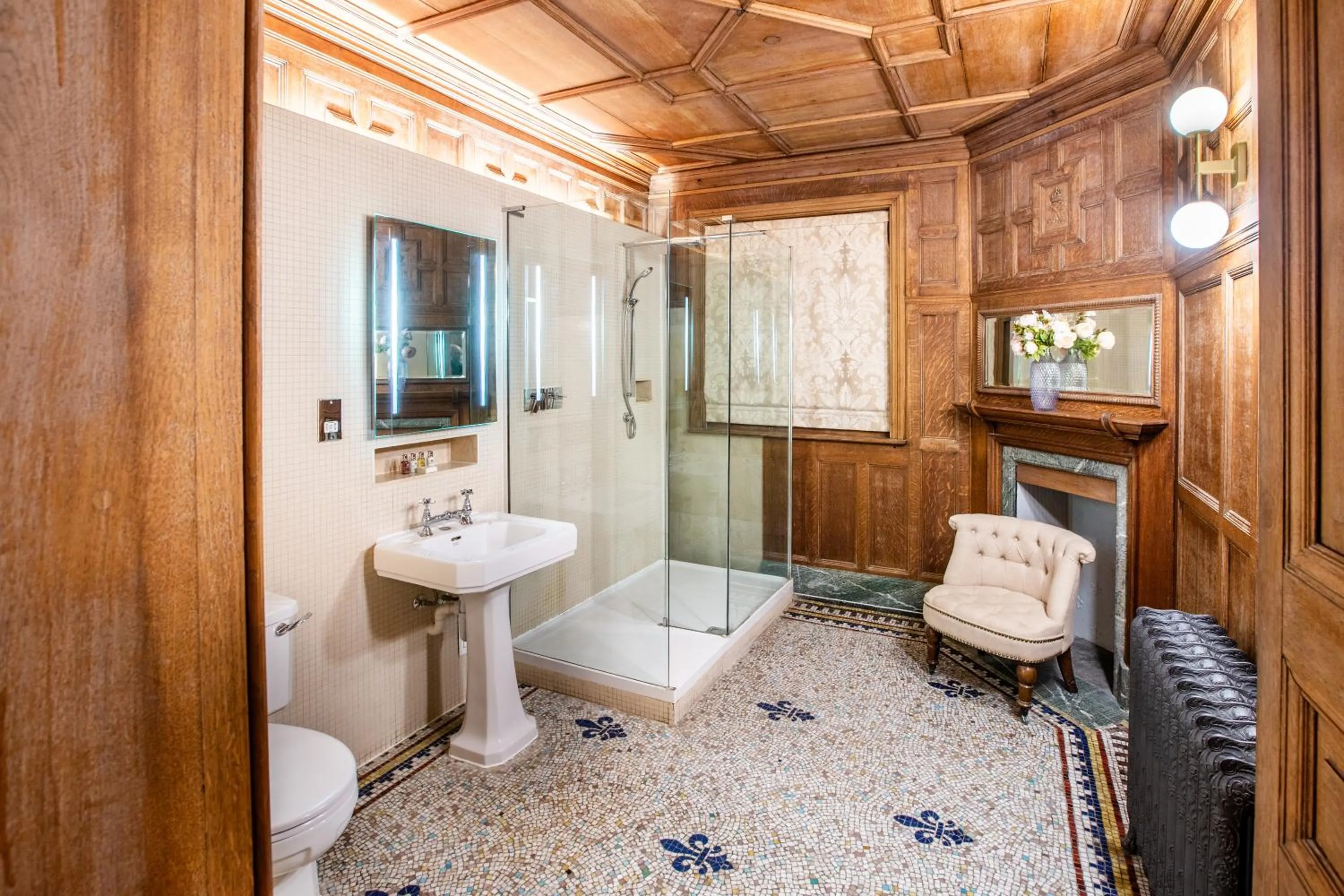 Bathroom in The Wood Norton