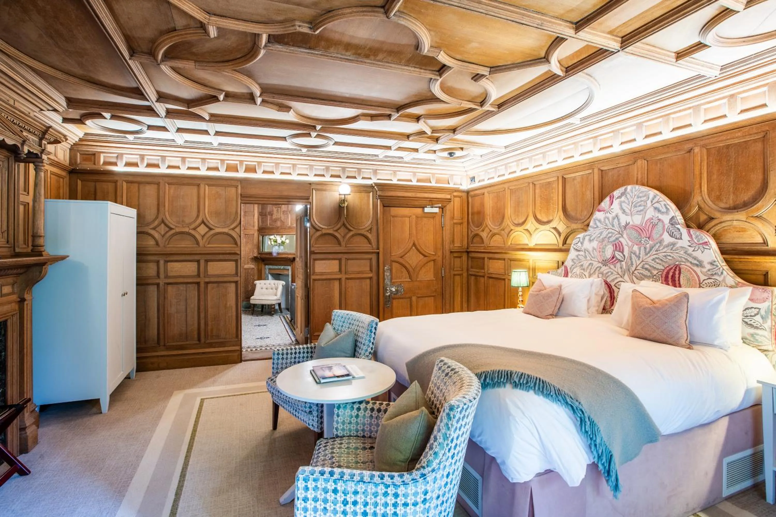 Bedroom, Bed in The Wood Norton