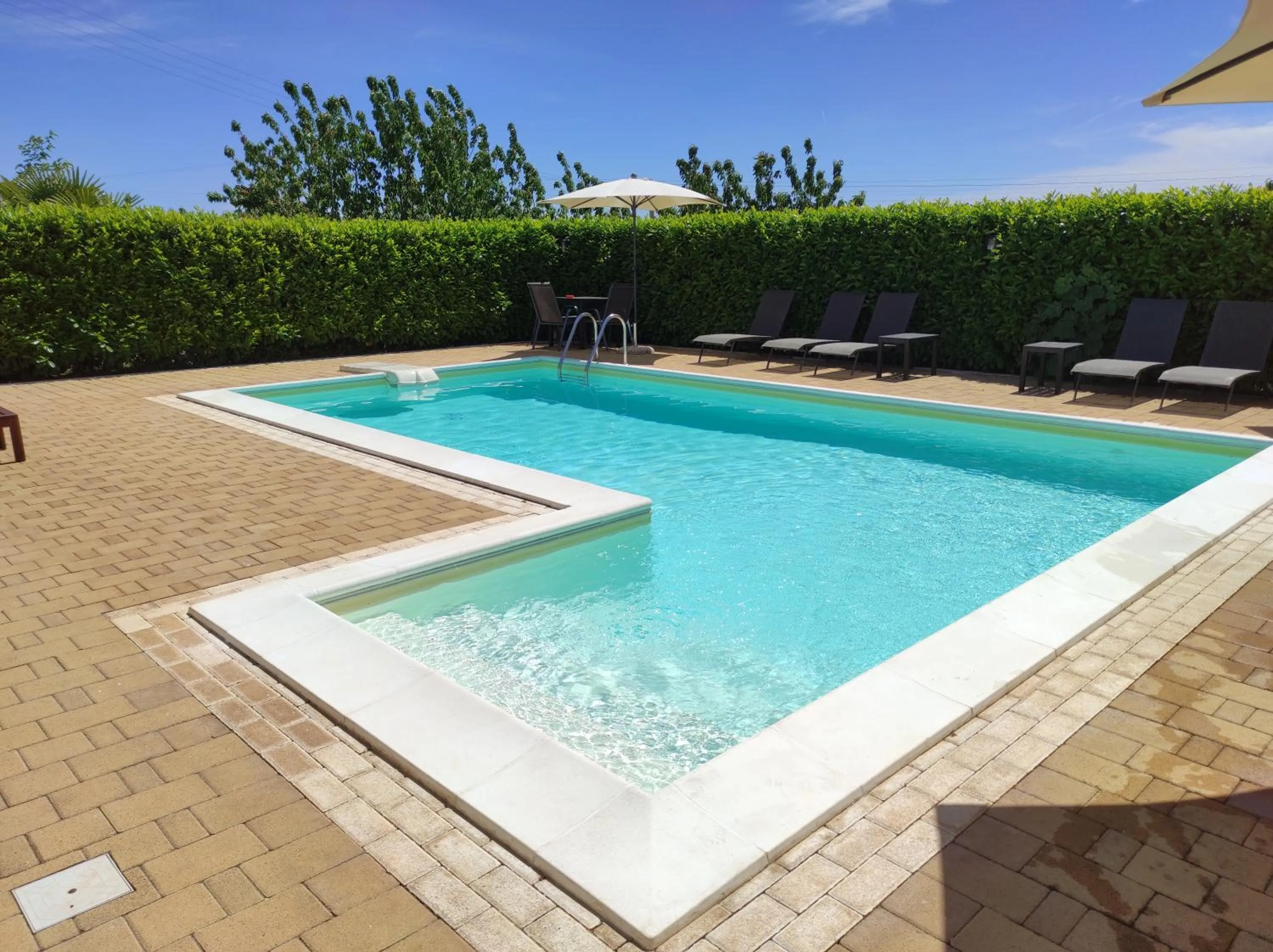 Pool view in Red Rose B&B