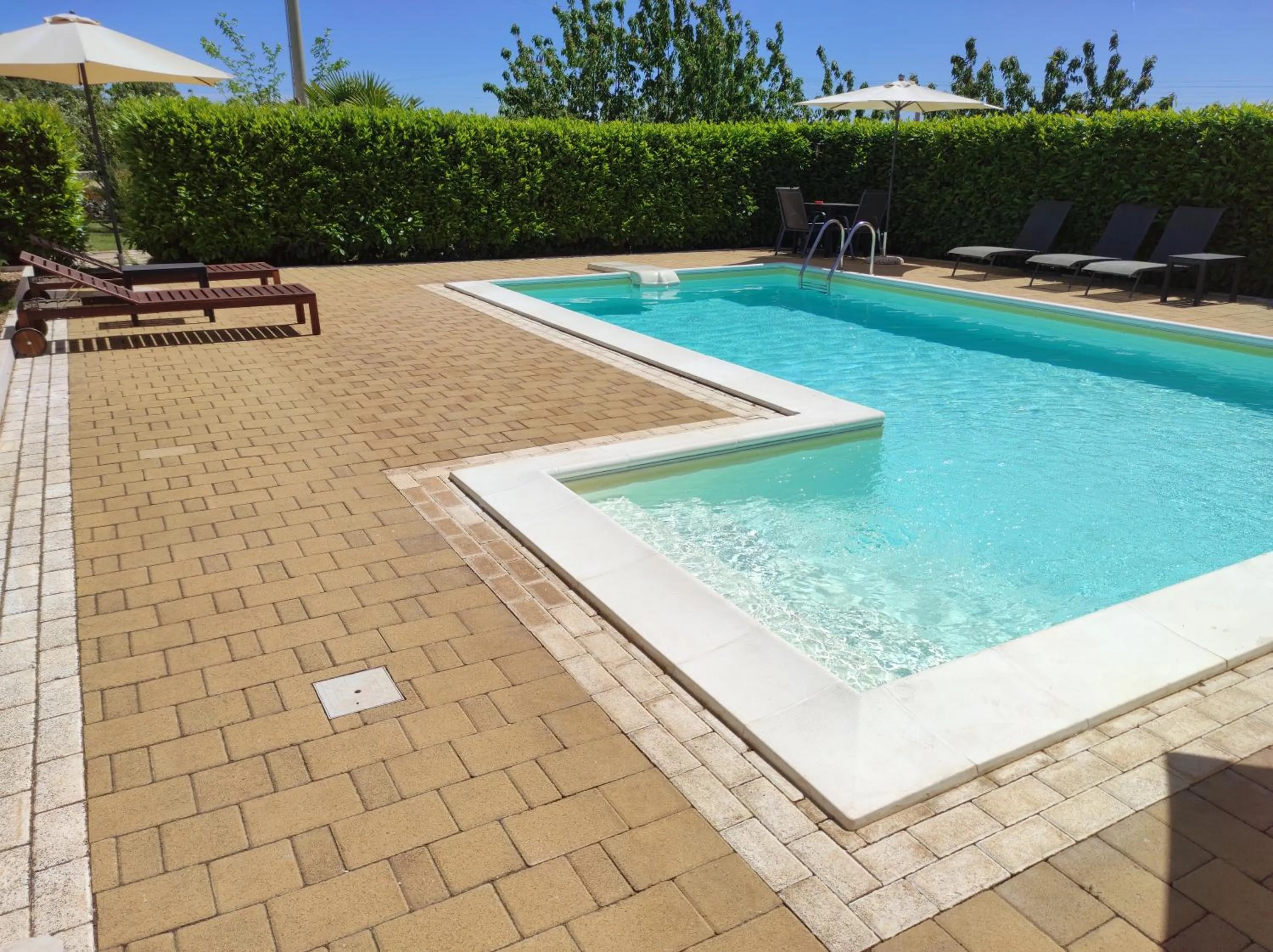 Pool view in Red Rose B&B