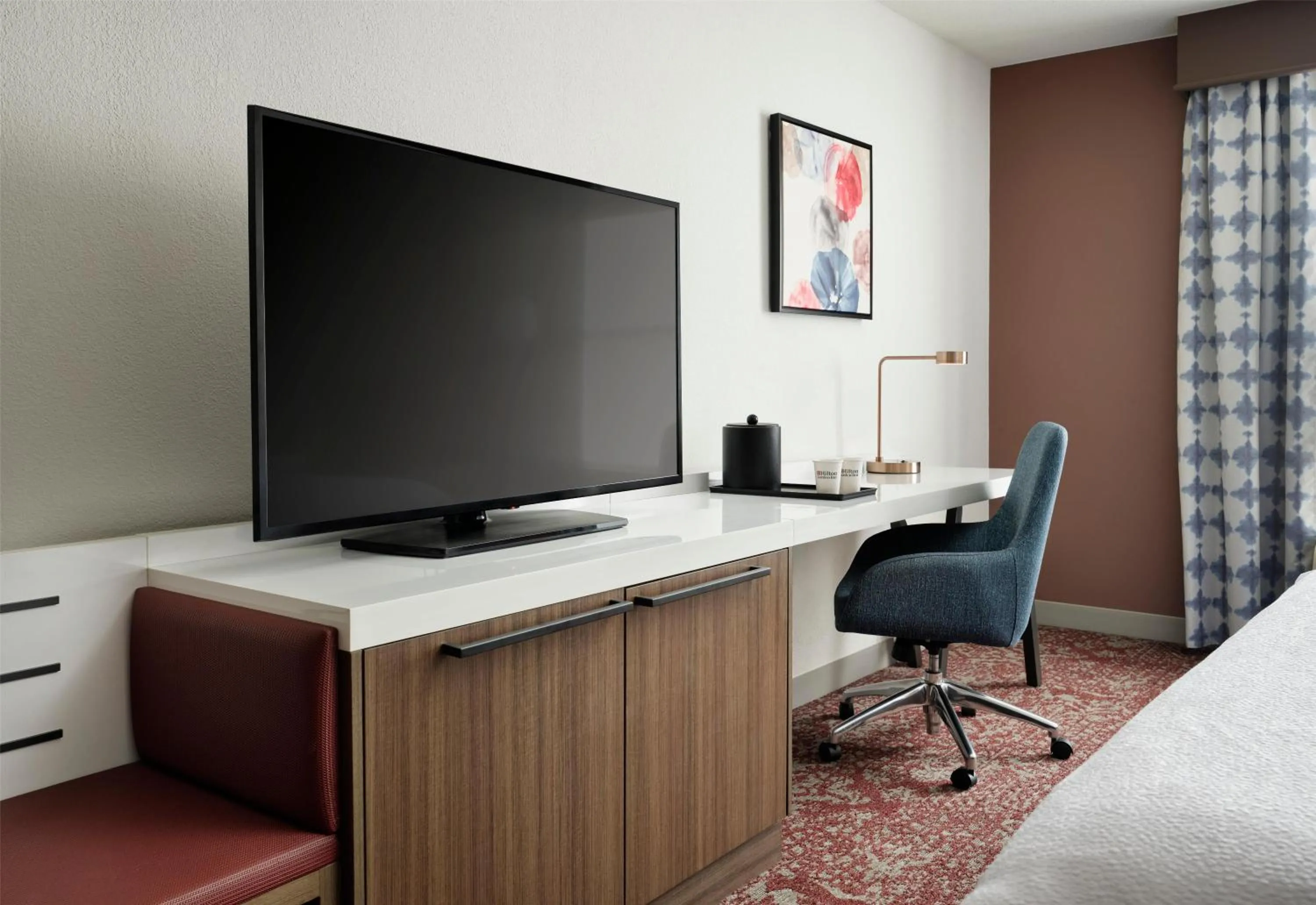 Bedroom, Bed in Hilton Garden Inn Jackson-Madison