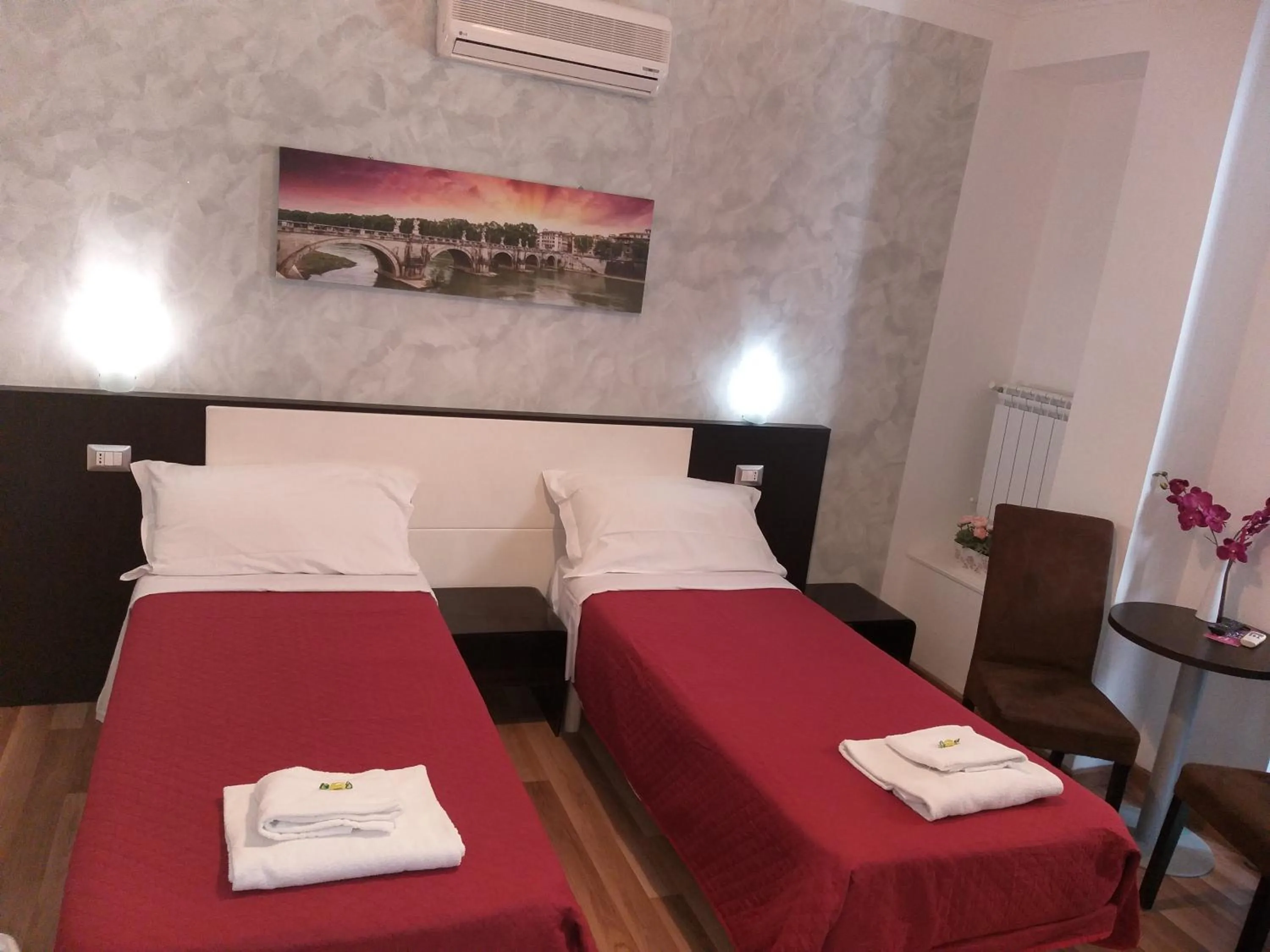 Bed in B&B A Home in Rome