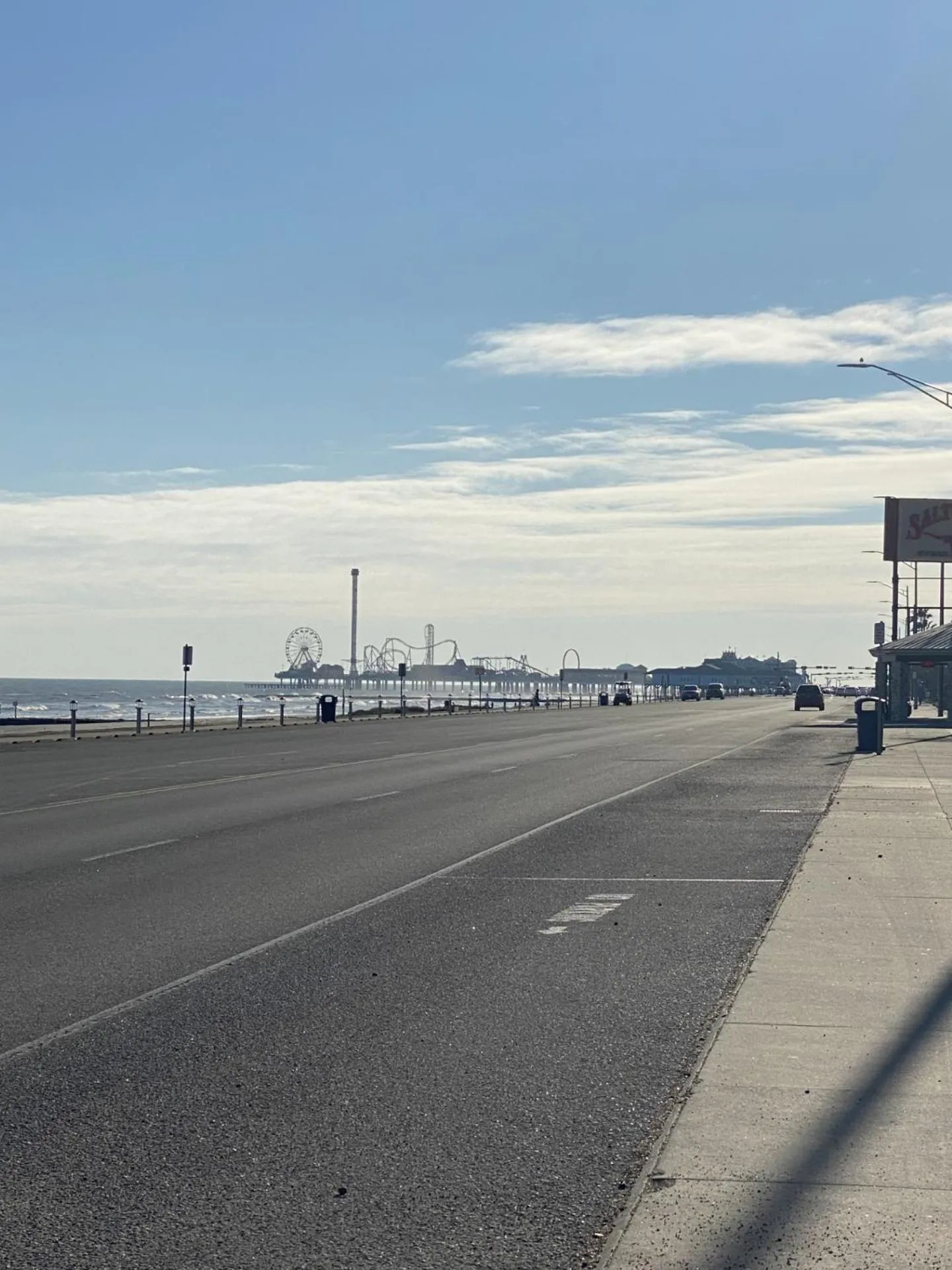 Entertainment in Wingate by Wyndham Galveston Beachfront at the Seawall