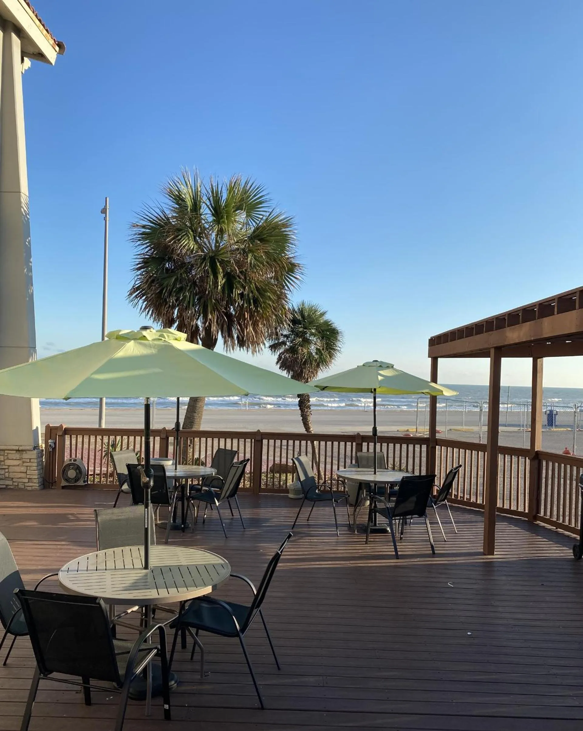 Balcony/Terrace in Wingate by Wyndham Galveston Beachfront at the Seawall