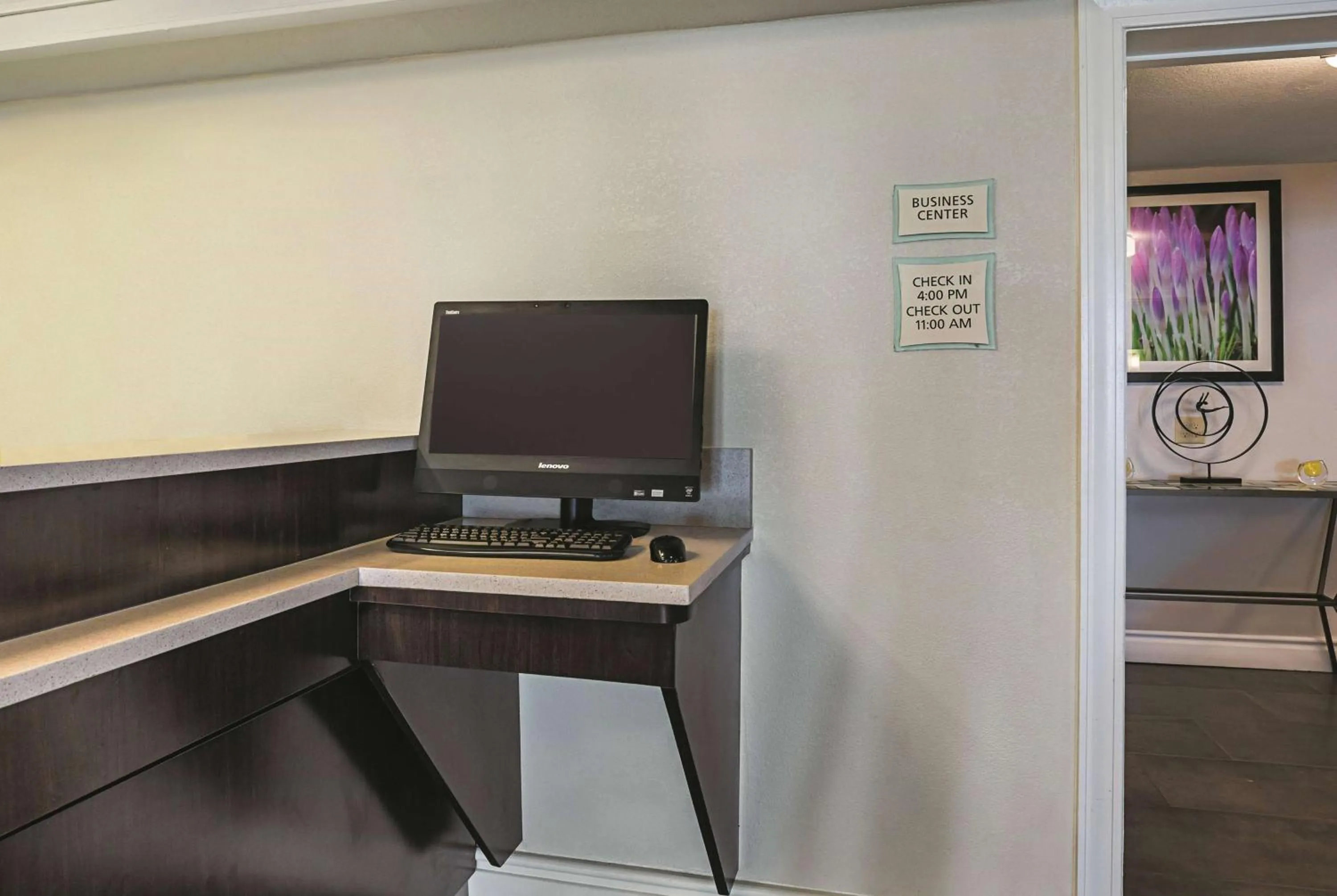 Business facilities in Wingate by Wyndham Galveston Beachfront at the Seawall