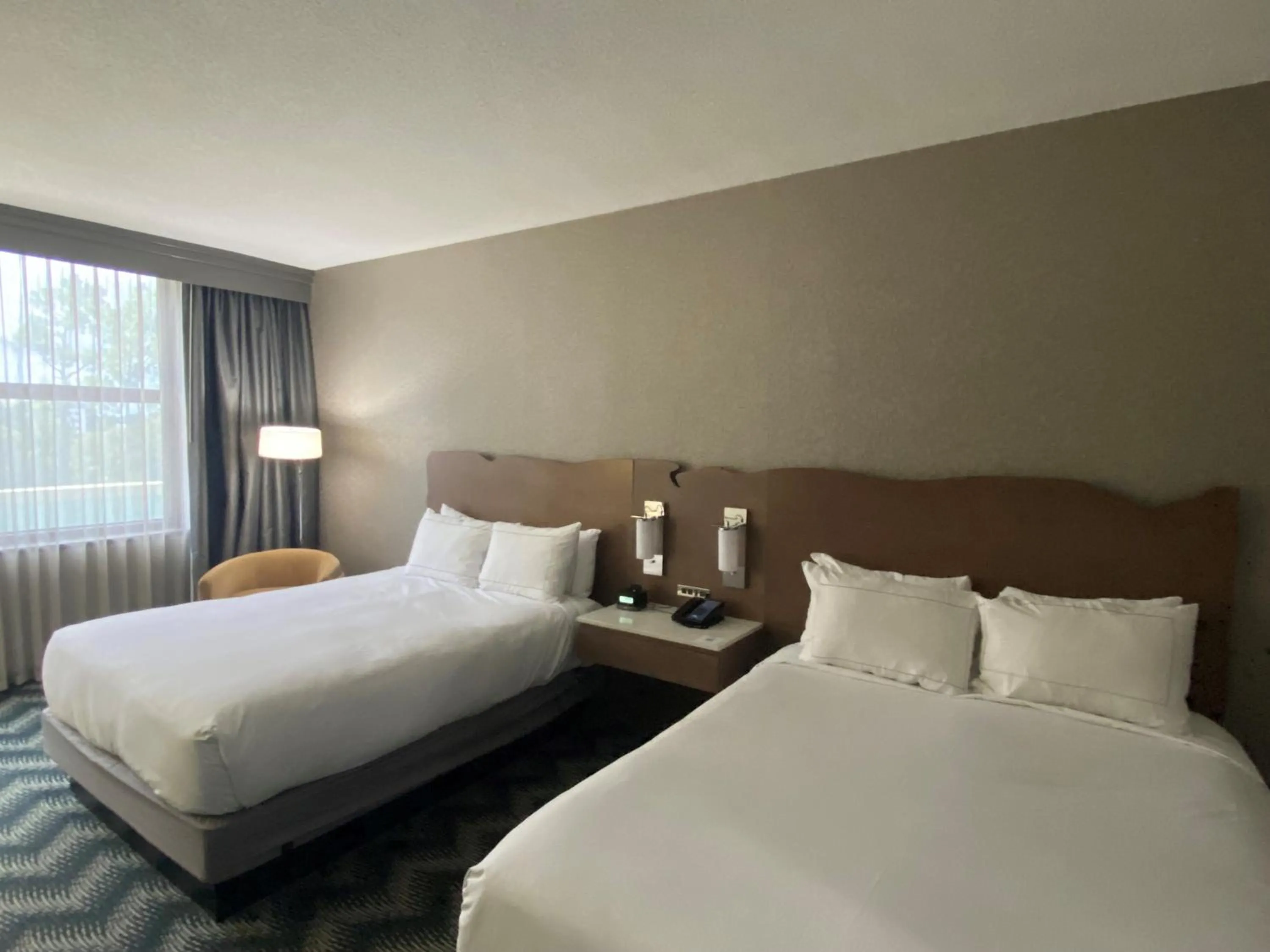 Bed in Hilton Houston North