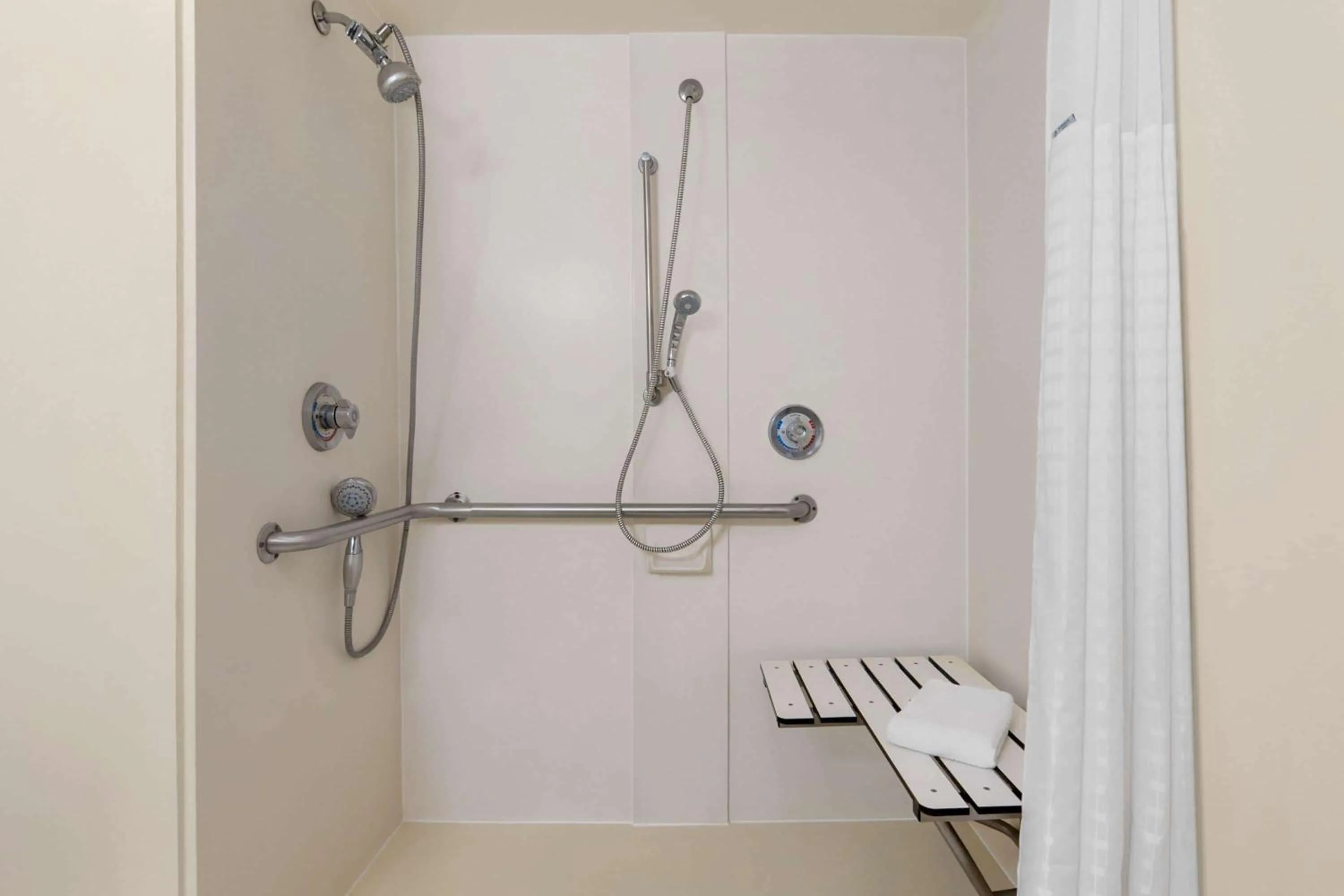 Shower in Baymont by Wyndham Intl Speedway I-95 Daytona Beach