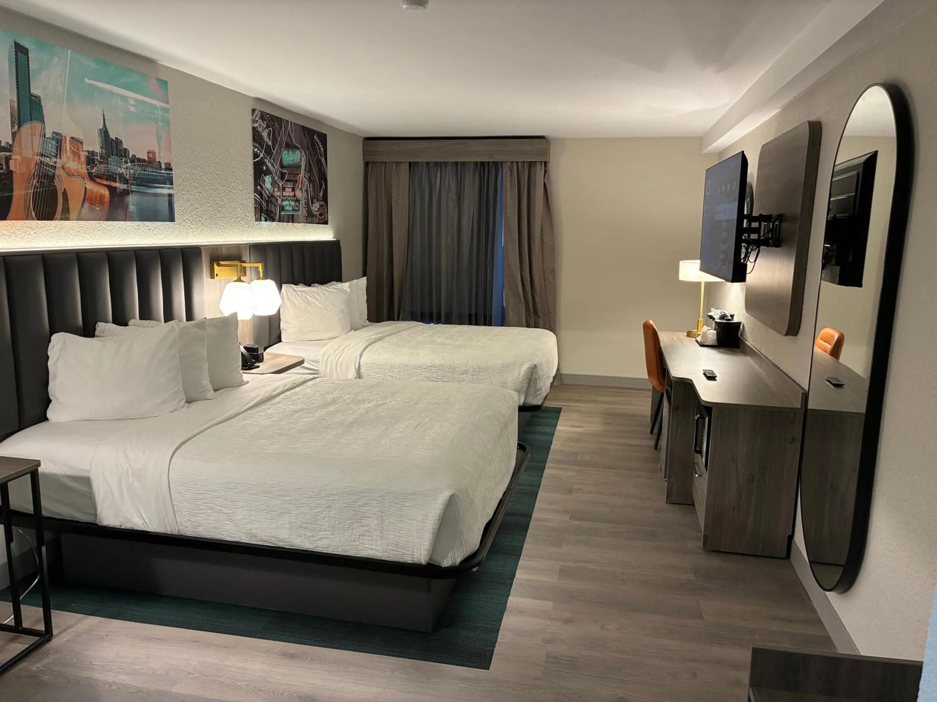 Bed in La Quinta by Wyndham Nashville Airport/Opryland