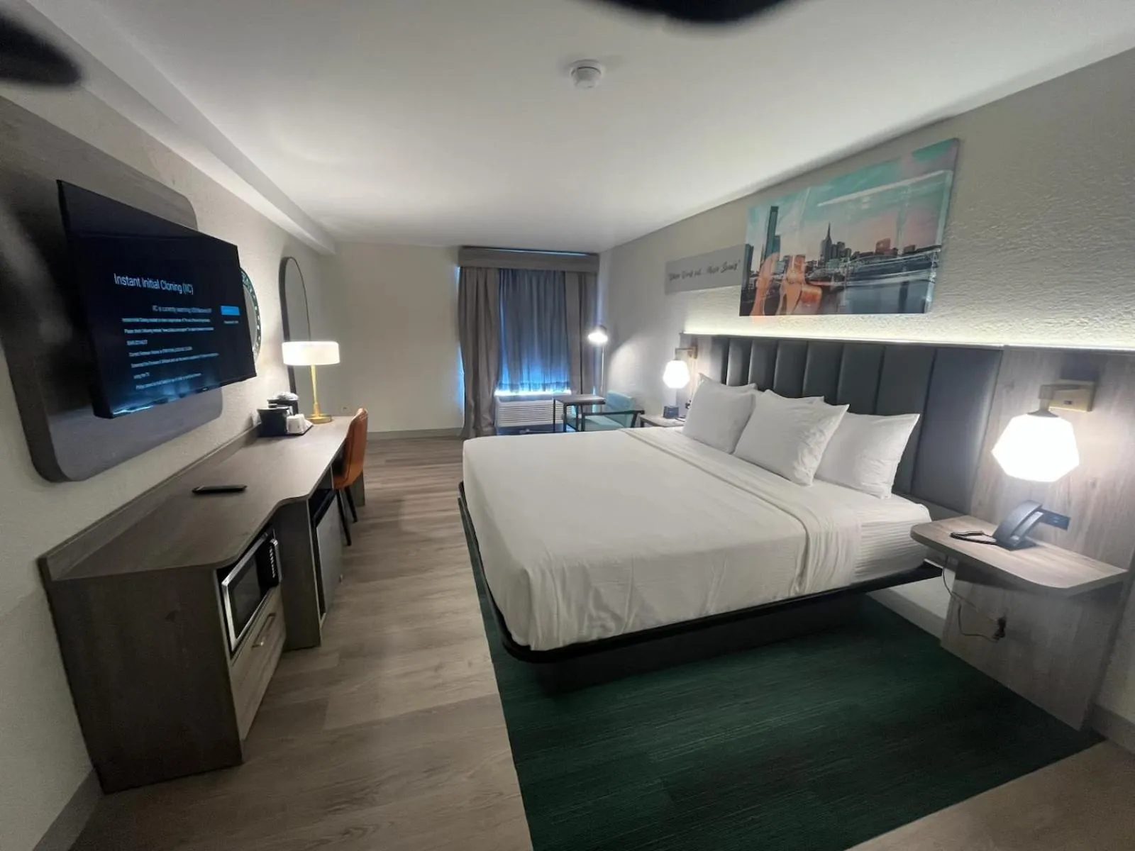 Bed in La Quinta by Wyndham Nashville Airport/Opryland