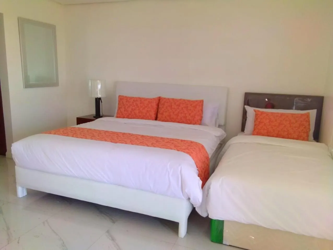 Bed in Centtro Residences