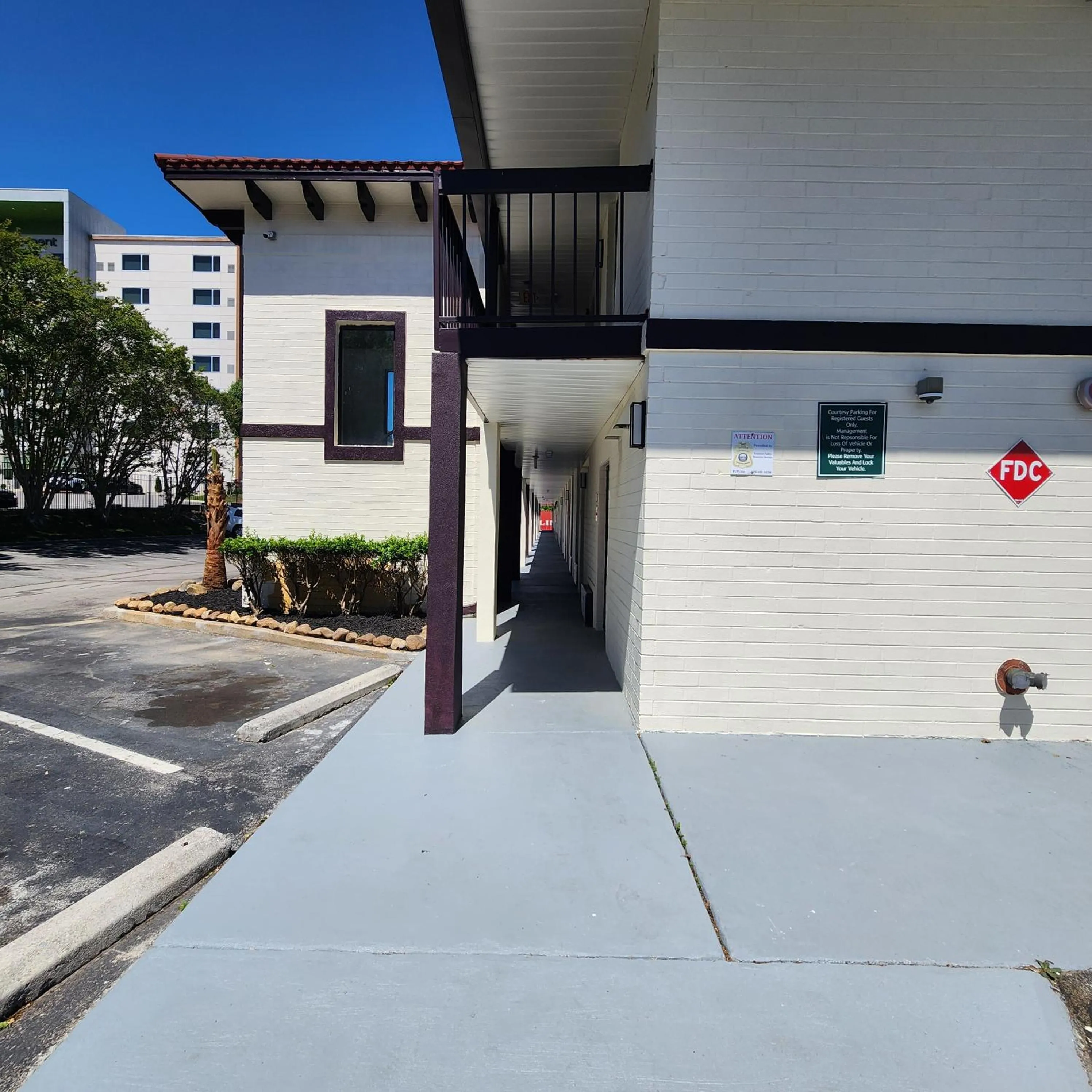 currency exchange in SerenityStay Chattanooga Hamilton Place