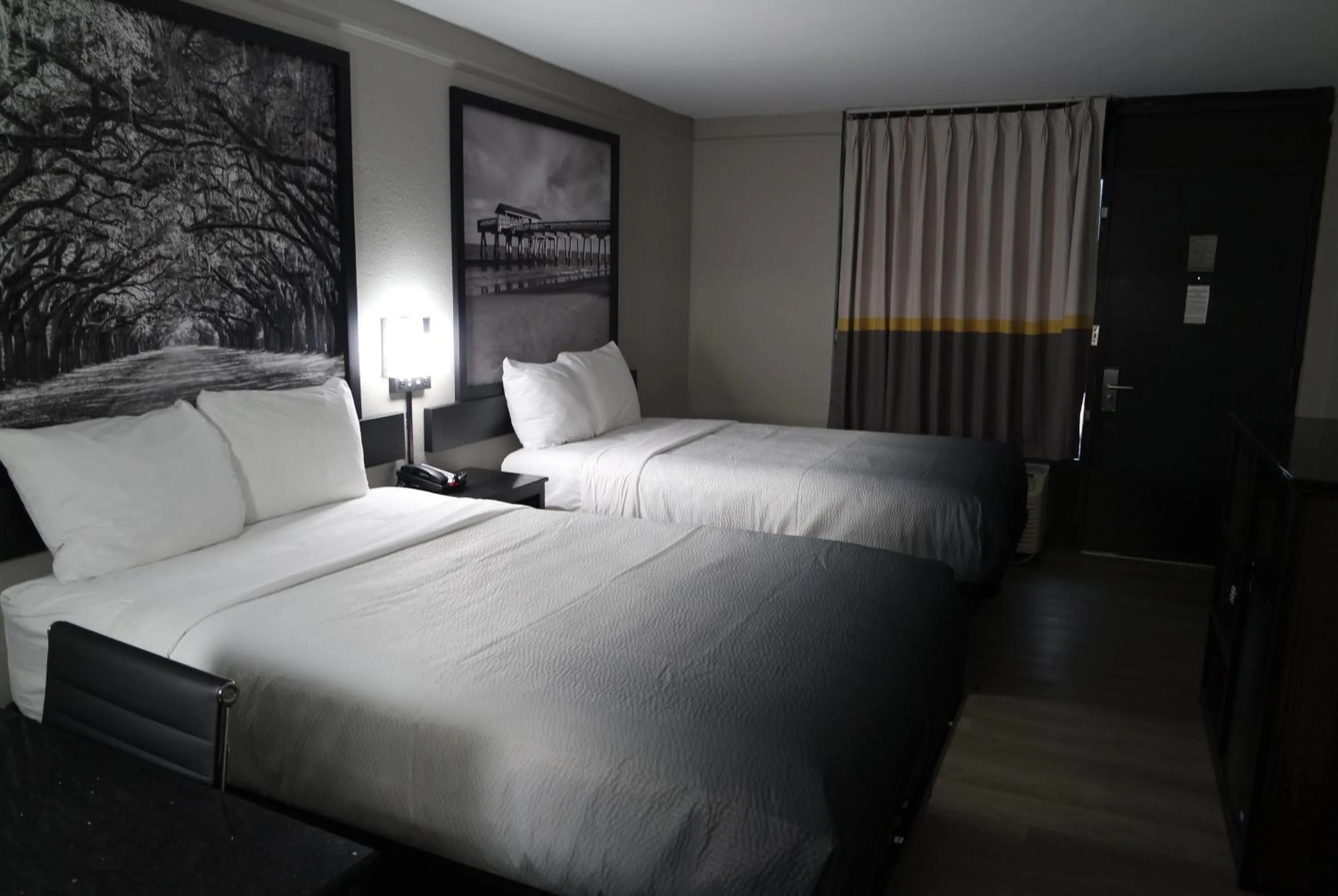 Bed in Super 8 by Wyndham Savannah