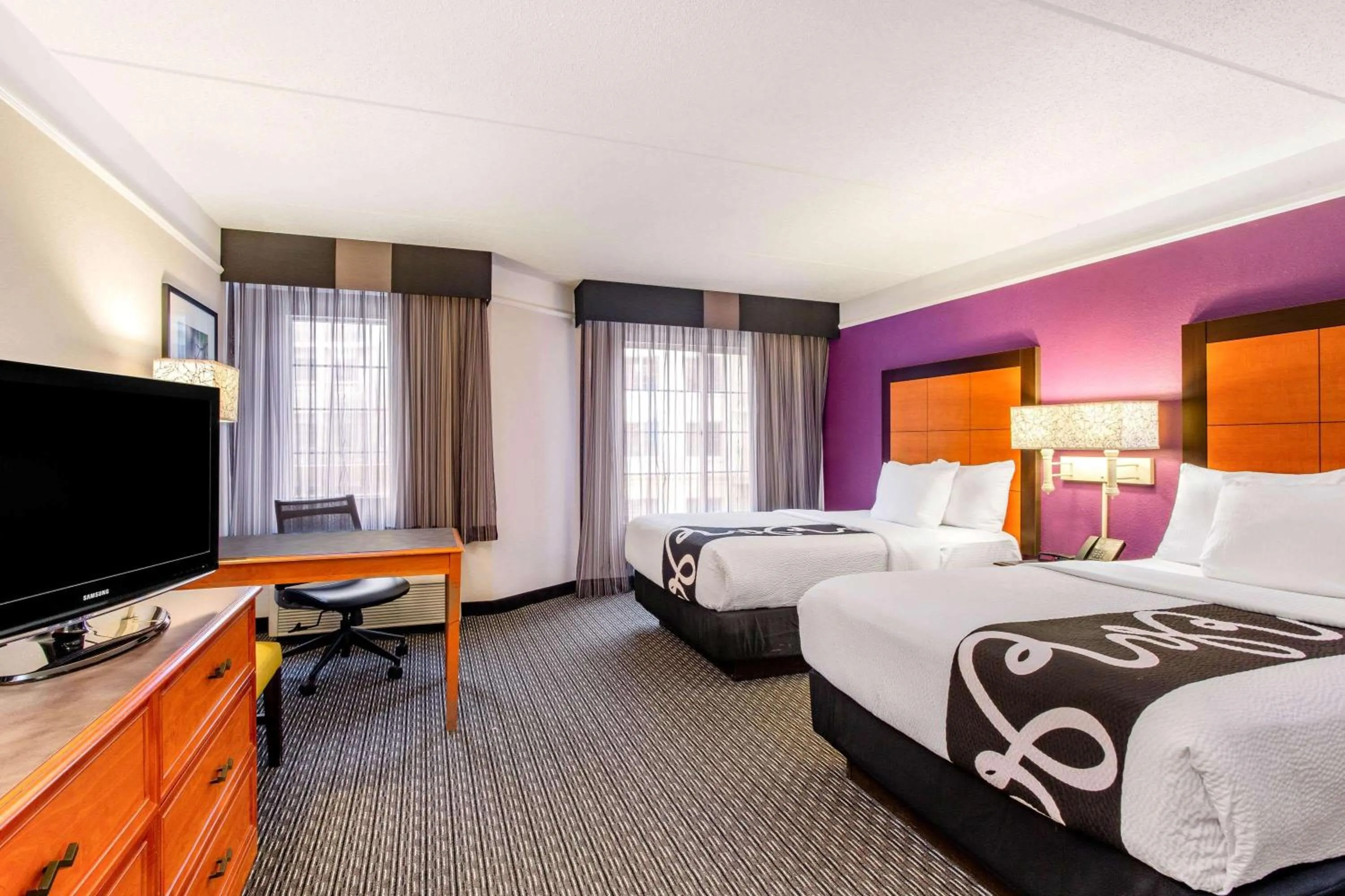 Deluxe Double Room with Two Double Beds - Non-Smoking in La Quinta by Wyndham Raleigh Durham Intl AP