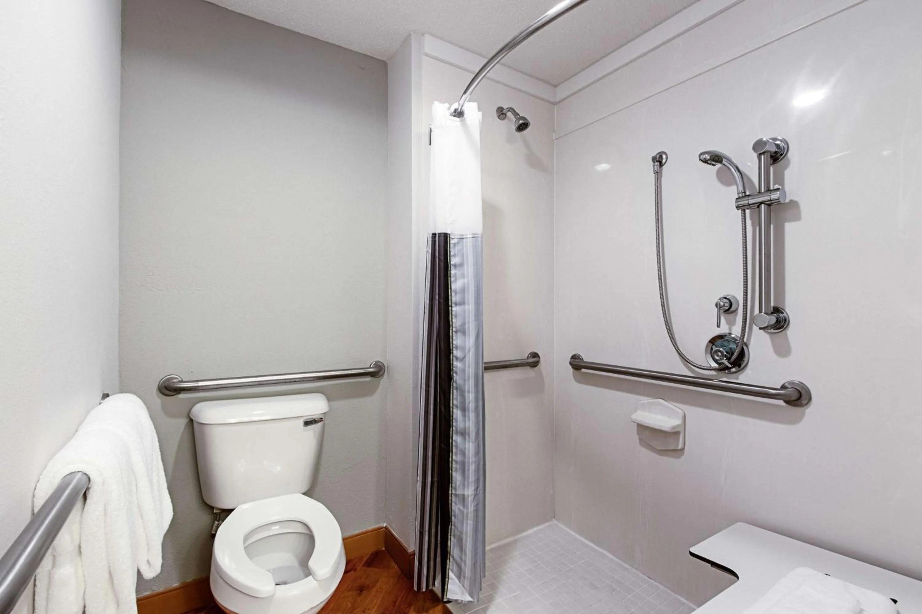 Photo of the whole room in La Quinta Inn by Wyndham Ft. Lauderdale Tamarac East