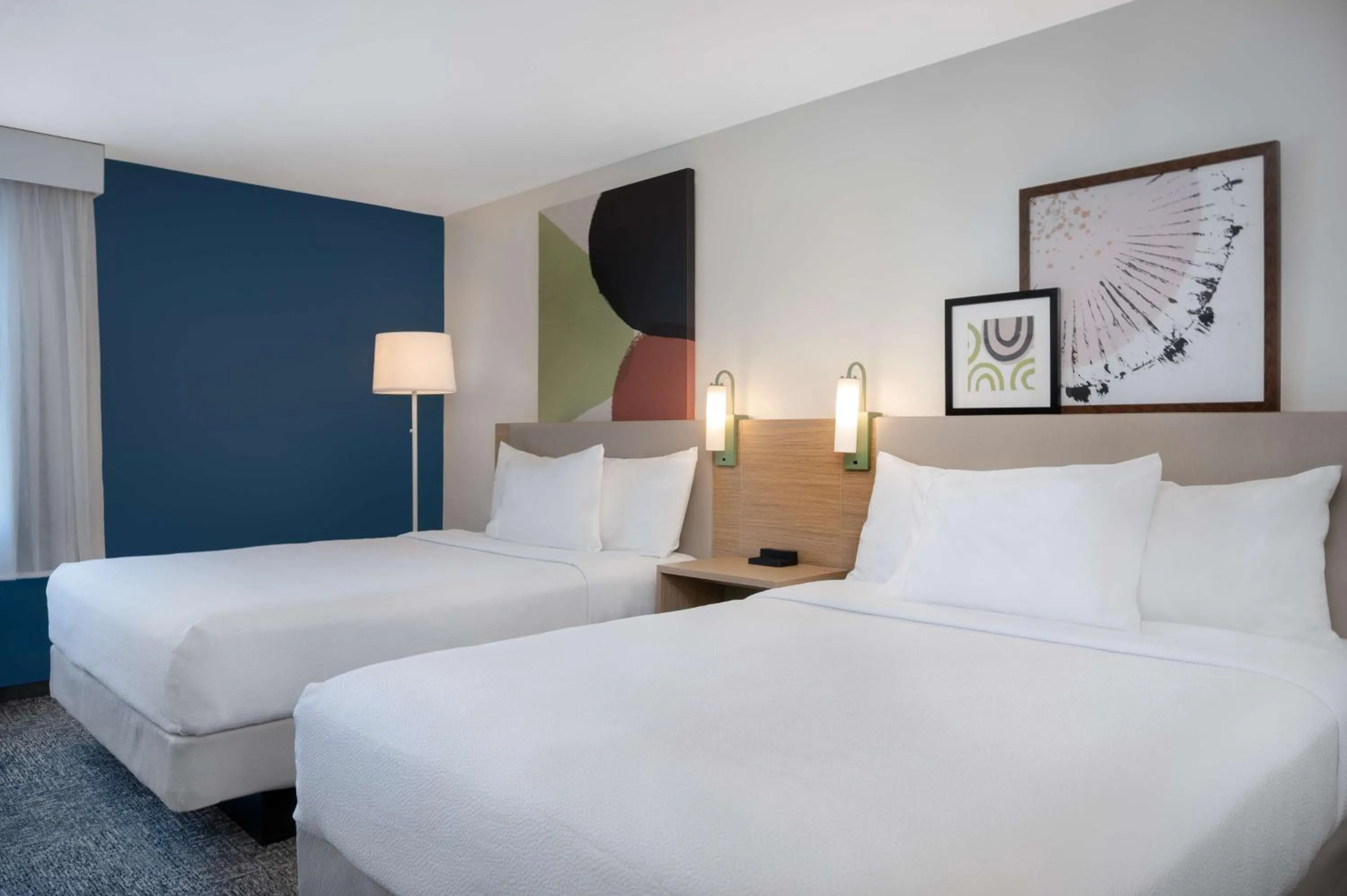 Bed in La Quinta by Wyndham Savannah Southside