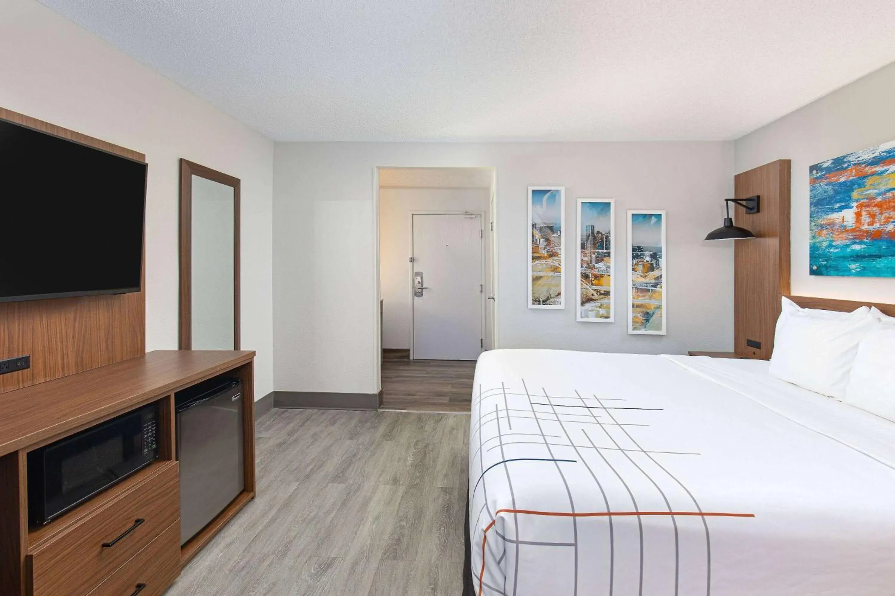 Double Room - Disability Access in La Quinta by Wyndham Nashville Airport Double Room - Disability Access in La Quinta by Wyndham Nashville Airport