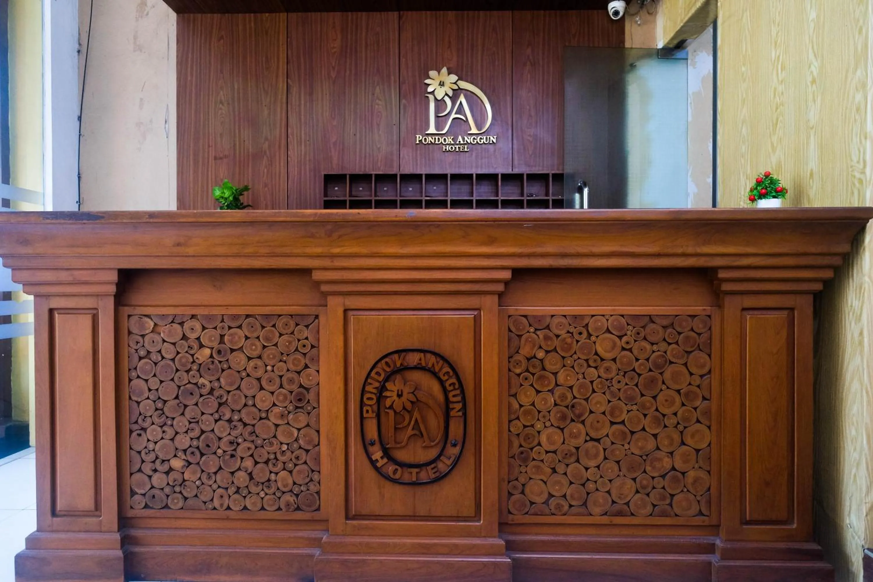 Lobby or reception in Urbanview Hotel Pondok Anggun Yogyakarta by RedDoorz