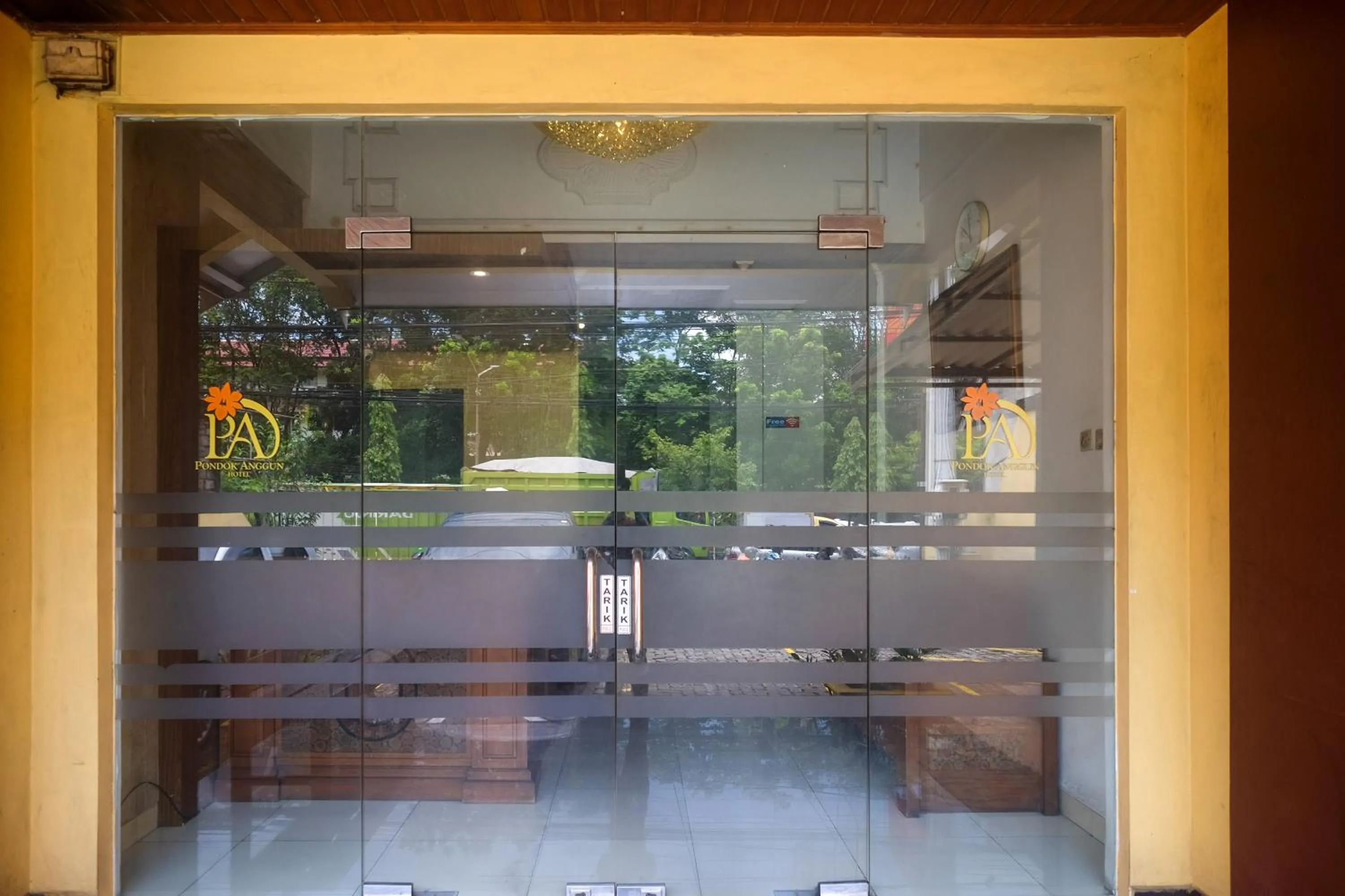 Facade/entrance in Urbanview Hotel Pondok Anggun Yogyakarta by RedDoorz