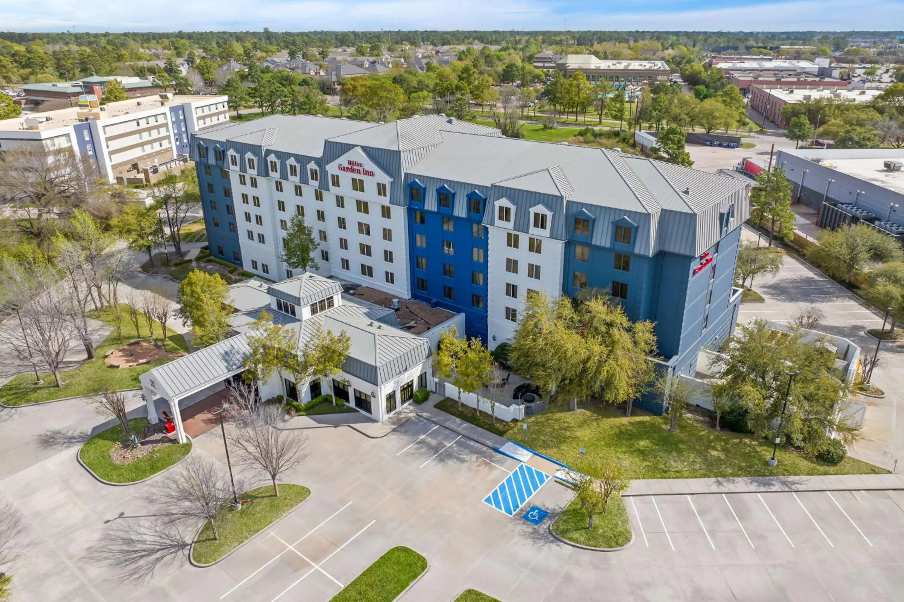 Property building in Hilton Garden Inn Houston Northwest