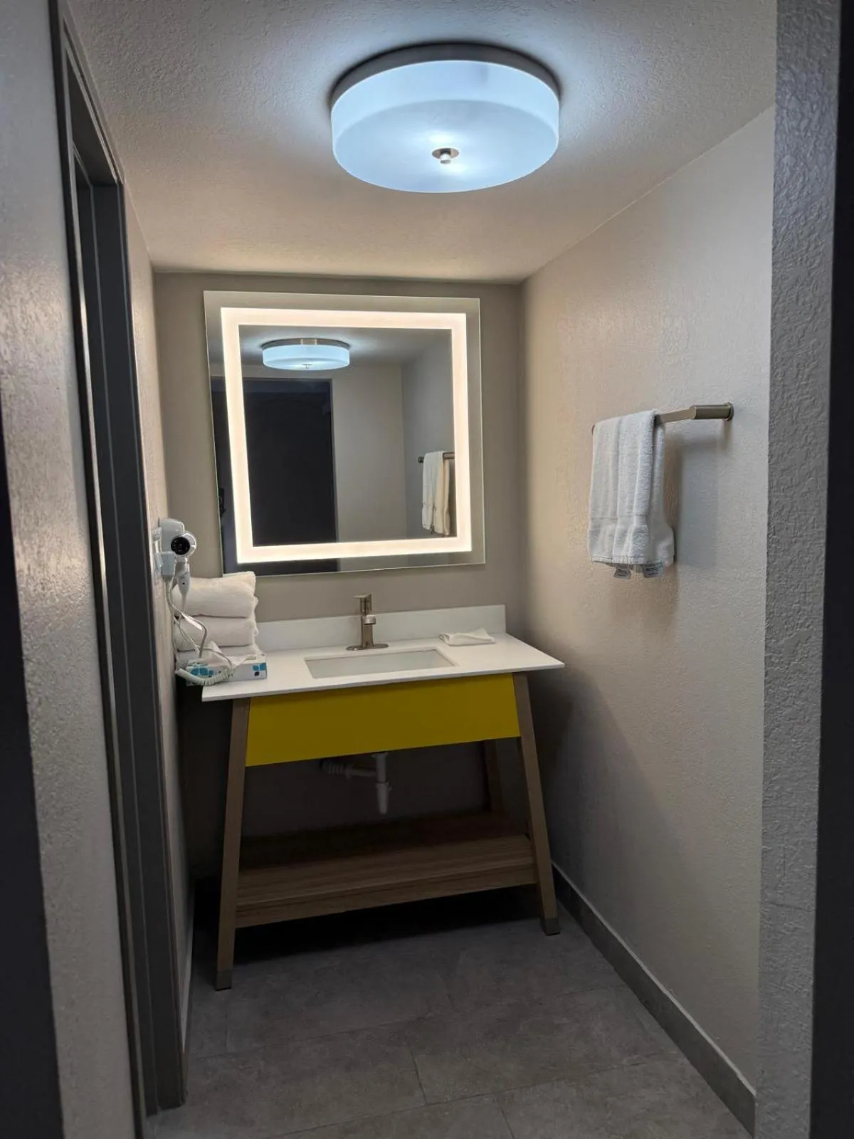 Days Inn by Wyndham Reno