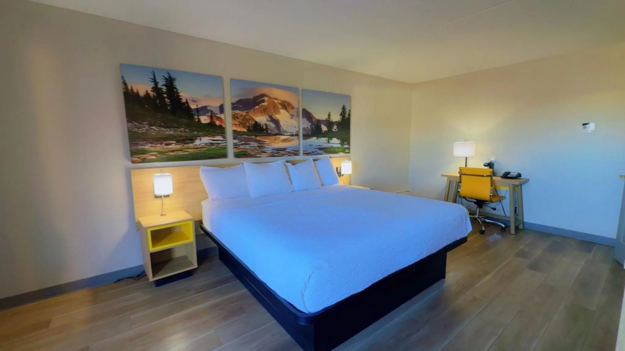 Bed in Days Inn by Wyndham Reno