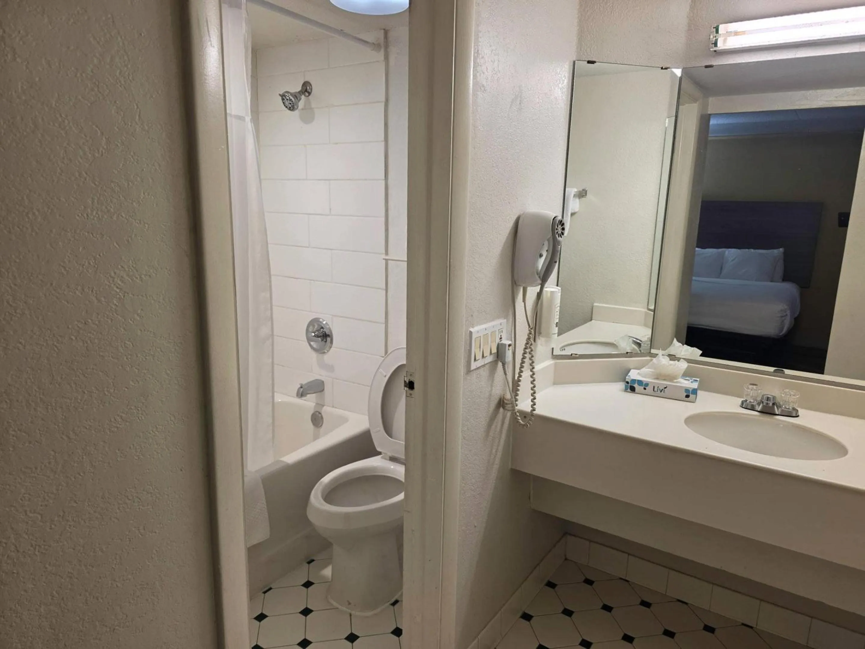 Bedroom in Quality Inn Aurora Denver