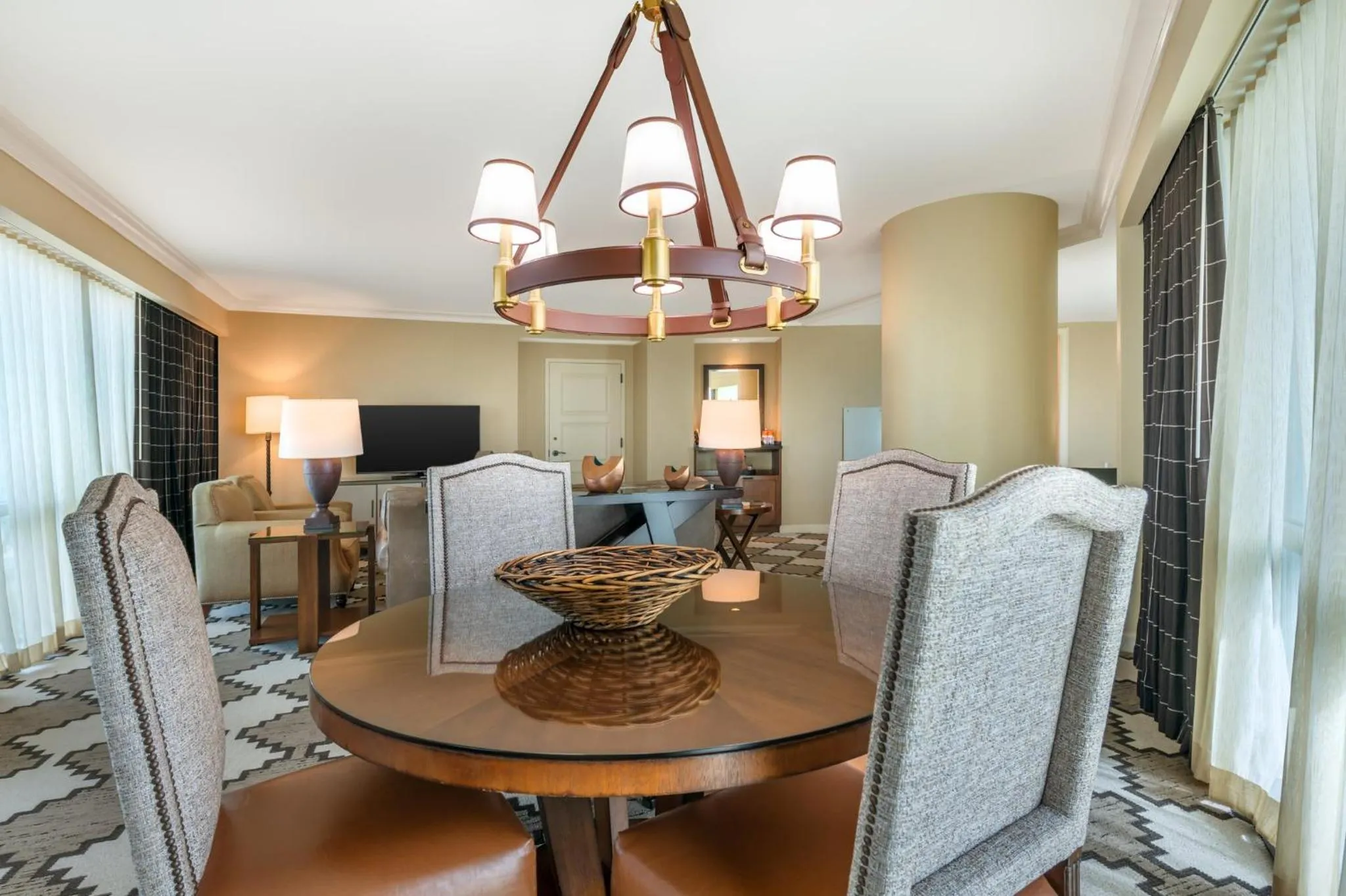 Bedroom in Omni Fort Worth Hotel