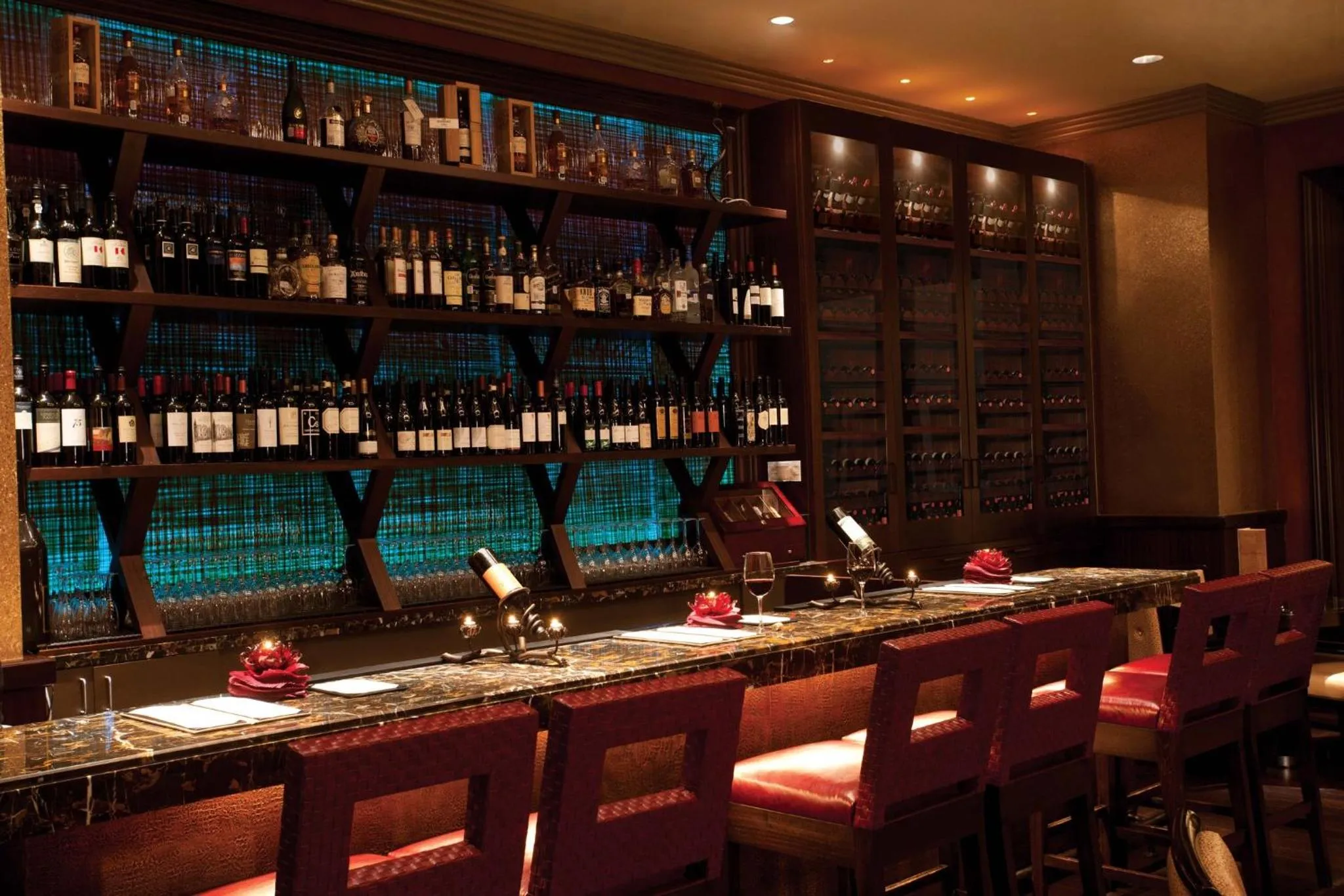 Lounge or bar in Omni Fort Worth Hotel