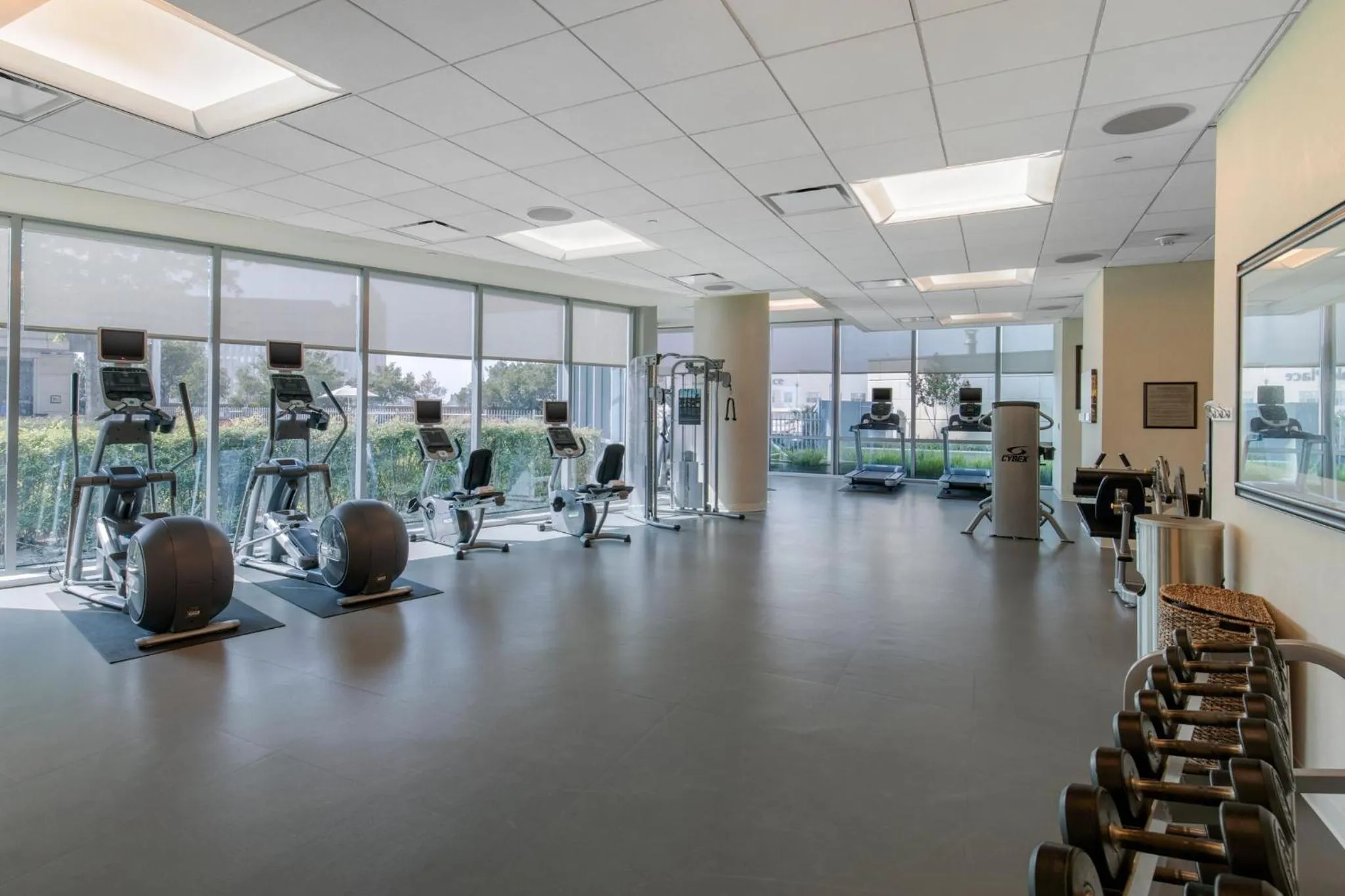 Fitness centre/facilities in Omni Fort Worth Hotel