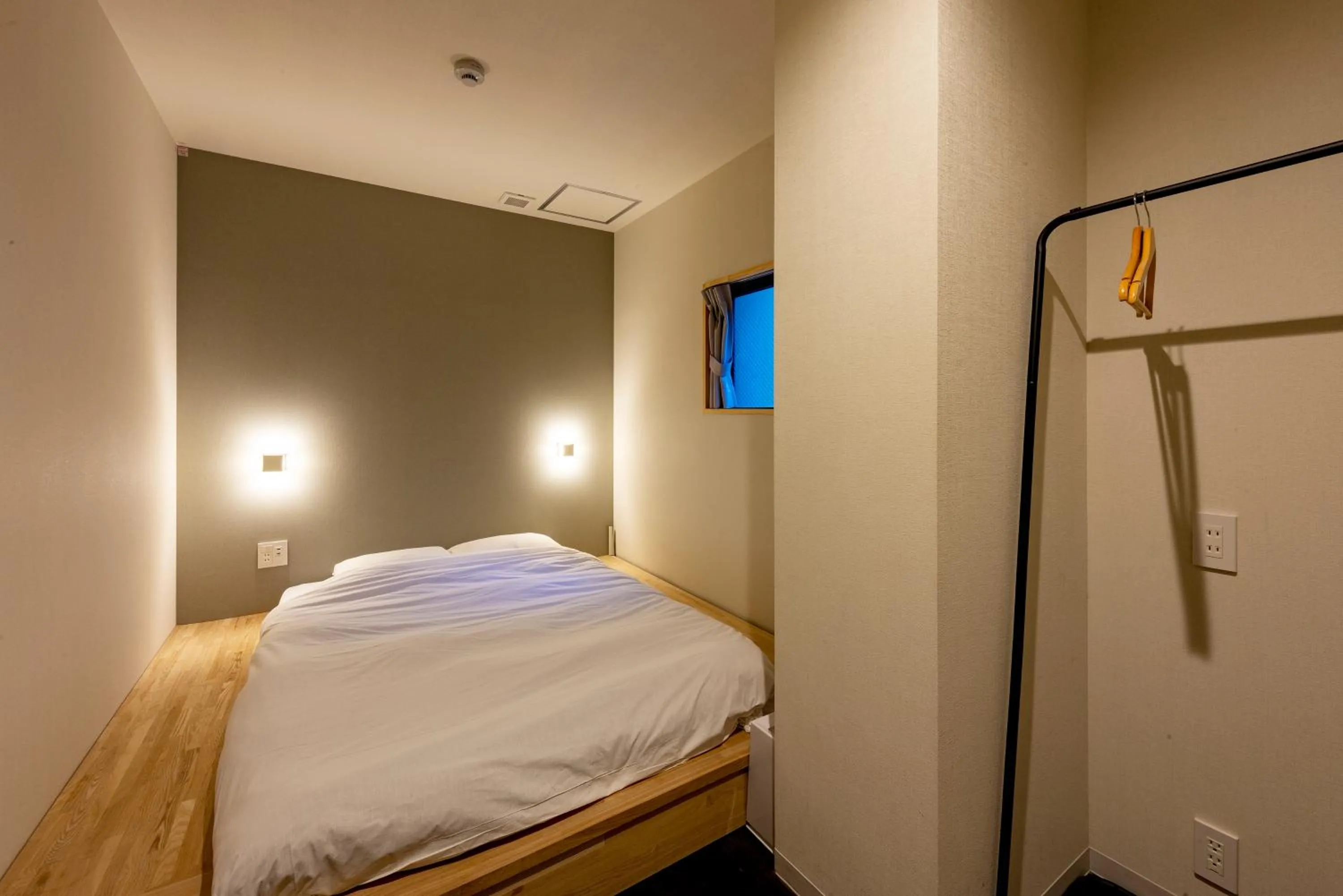 Bed in plat hostel keikyu minowa forest