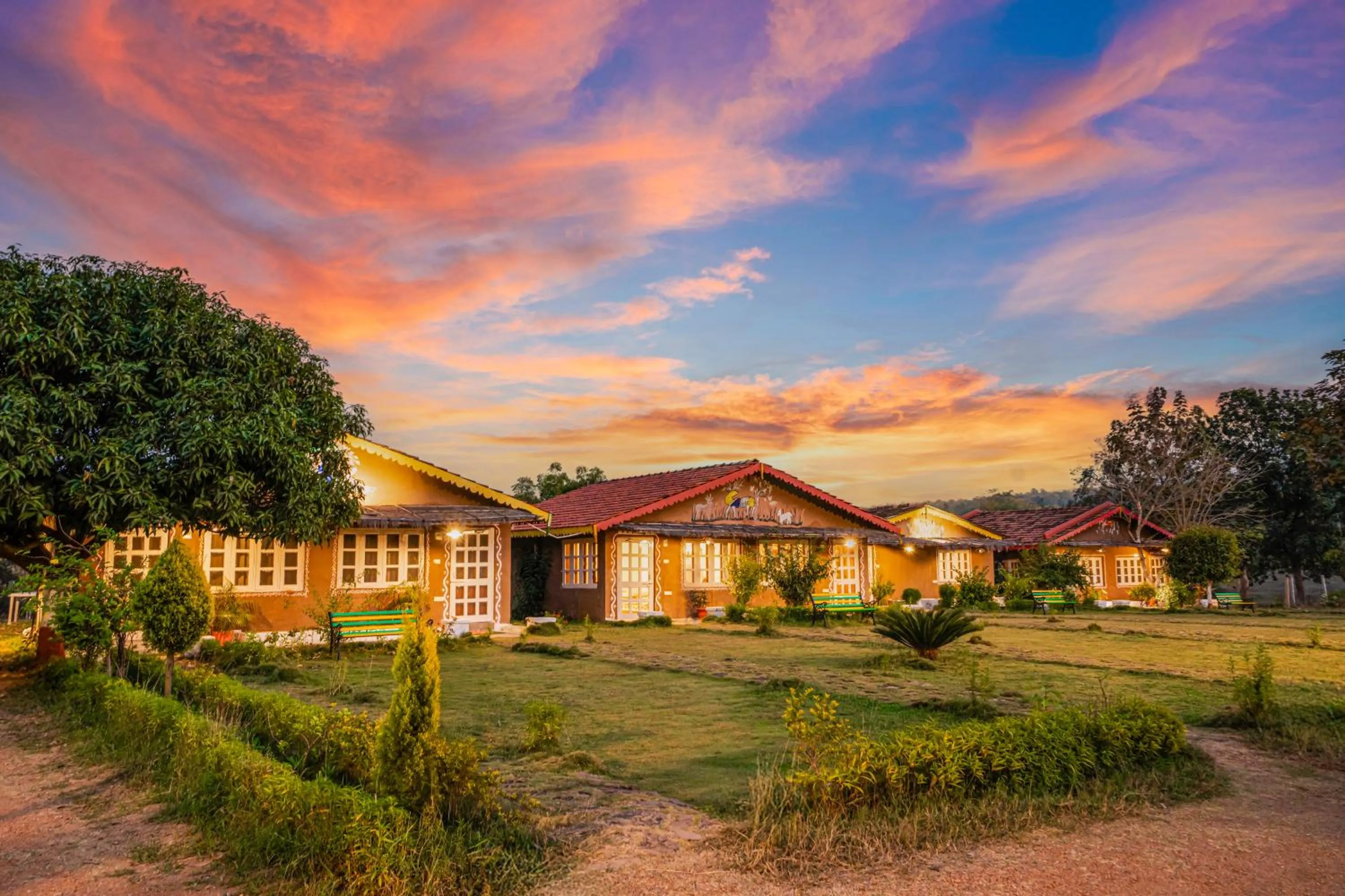 Property building in WOW STAYZ2 Pachmarhi Foothill Cottages