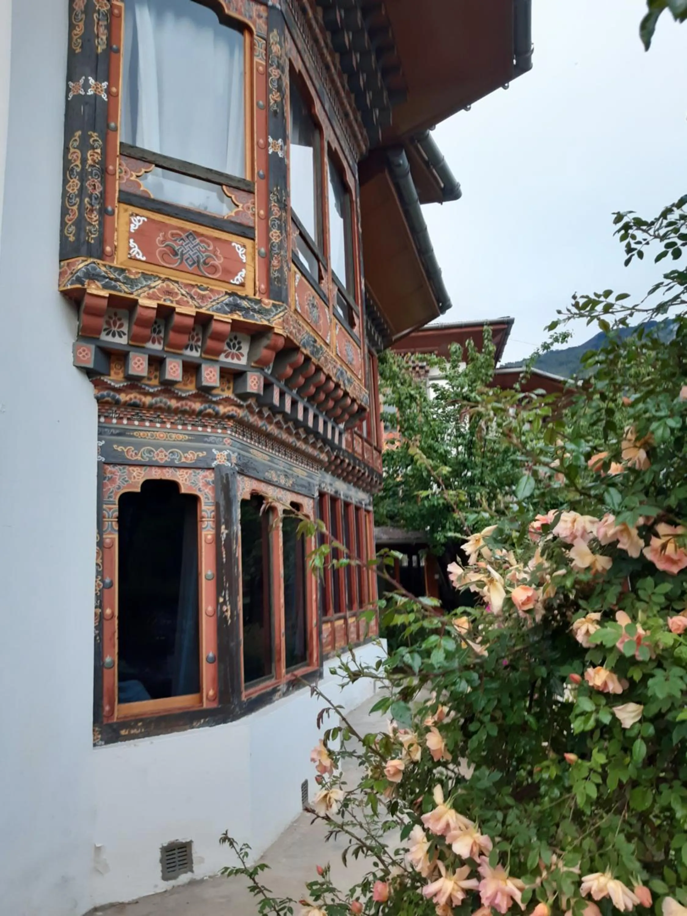 Property building in Kisa Villa