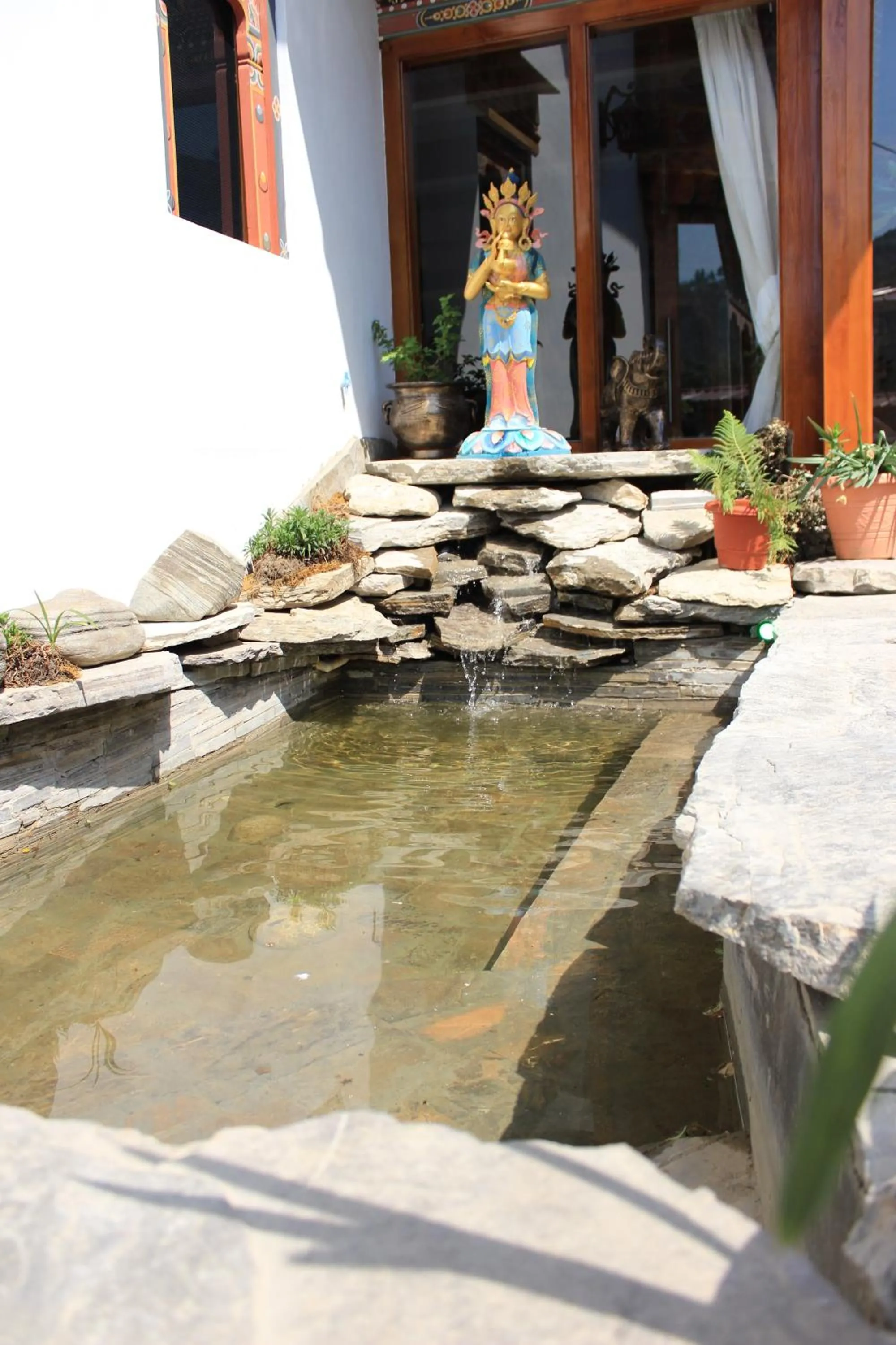 Facade/entrance in Kisa Villa