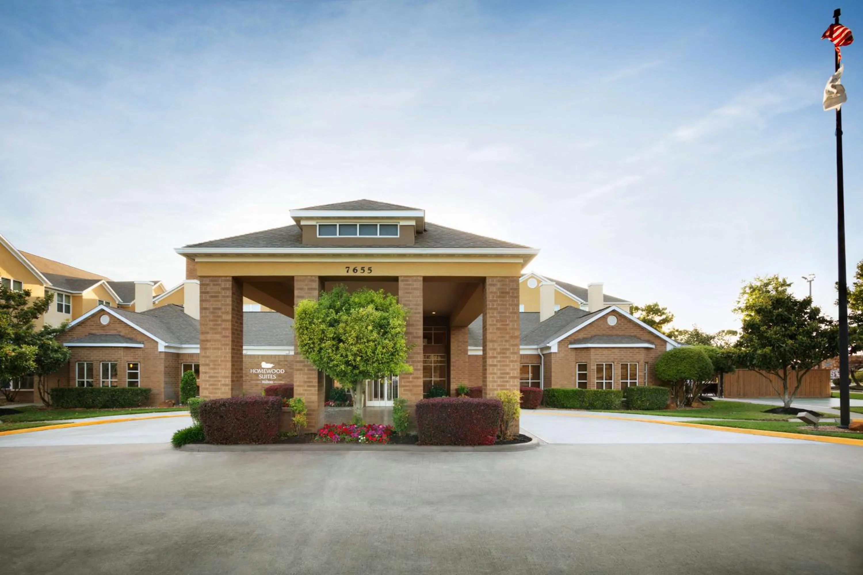 Property building in Homewood Suites by Hilton Houston-Willowbrook Mall