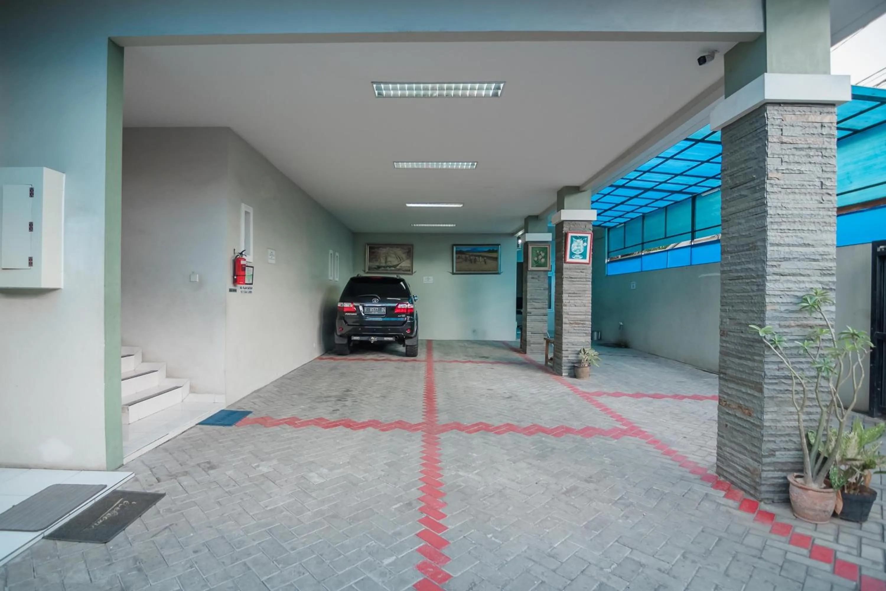 Facade/entrance in RedDoorz Plus near Semanggi