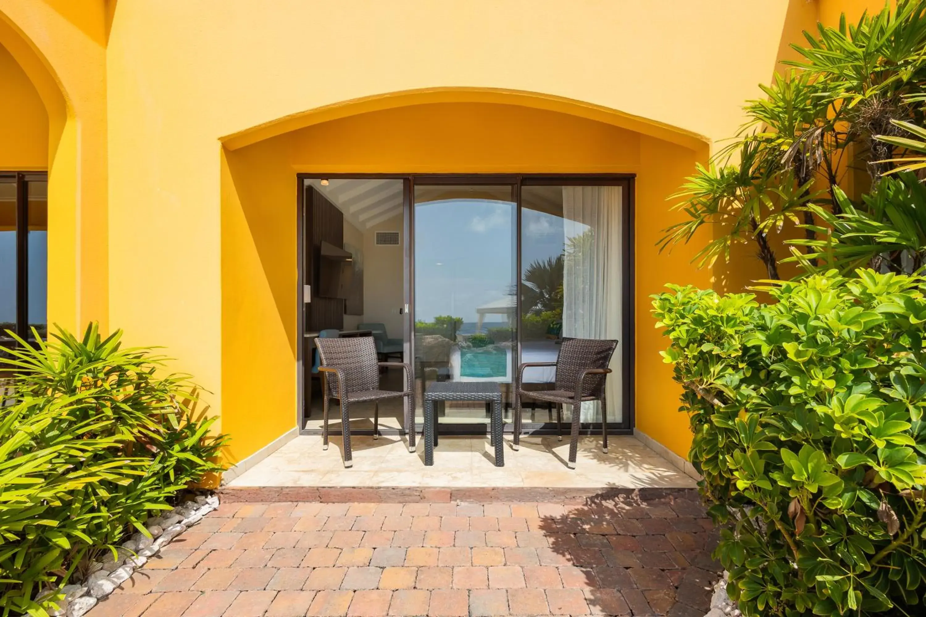 Junior Suite with Sea View in The Royal Sea Aquarium Resort Junior Suite with Sea View in The Royal Sea Aquarium Resort