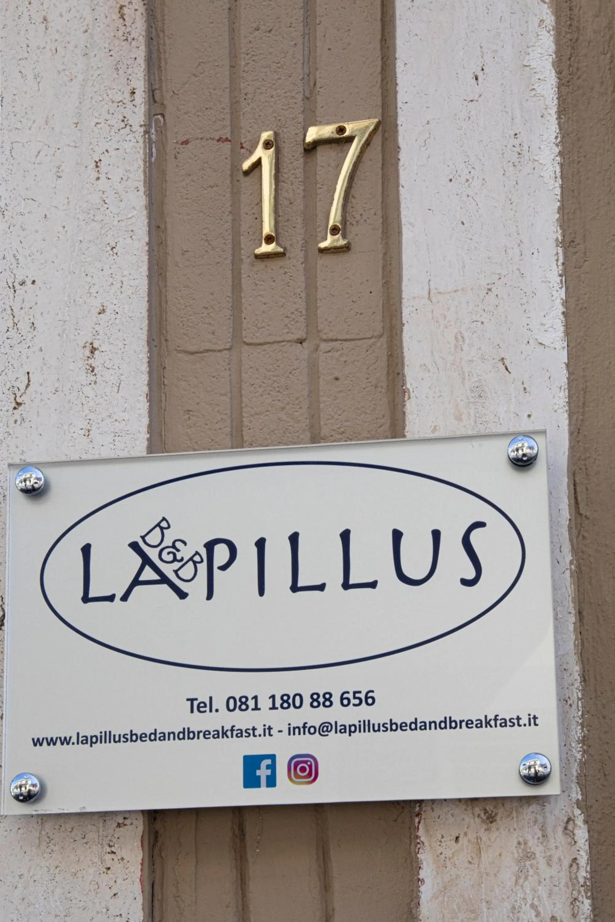 Property building in B&B Lapillus